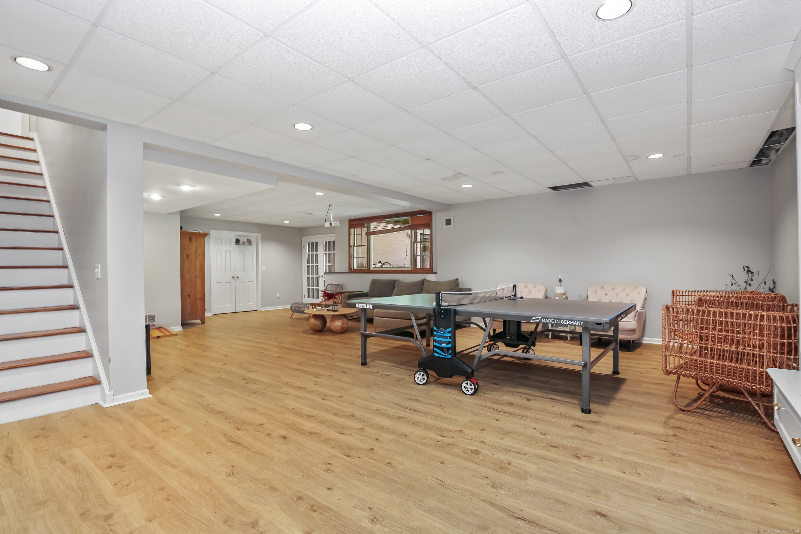168 Cedarwood, Stamford, Connecticut 06903