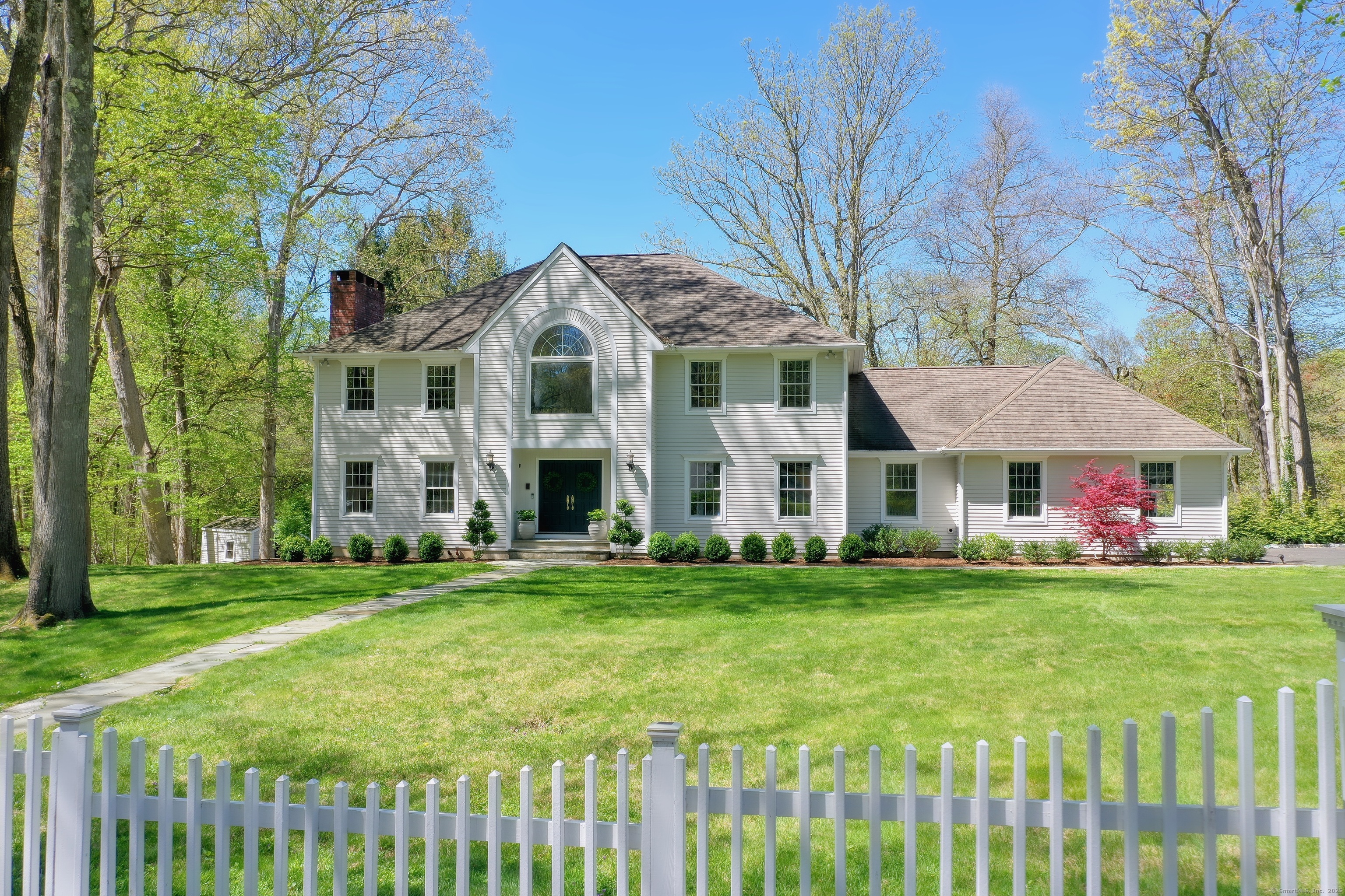 168 Cedarwood, Stamford, Connecticut 06903