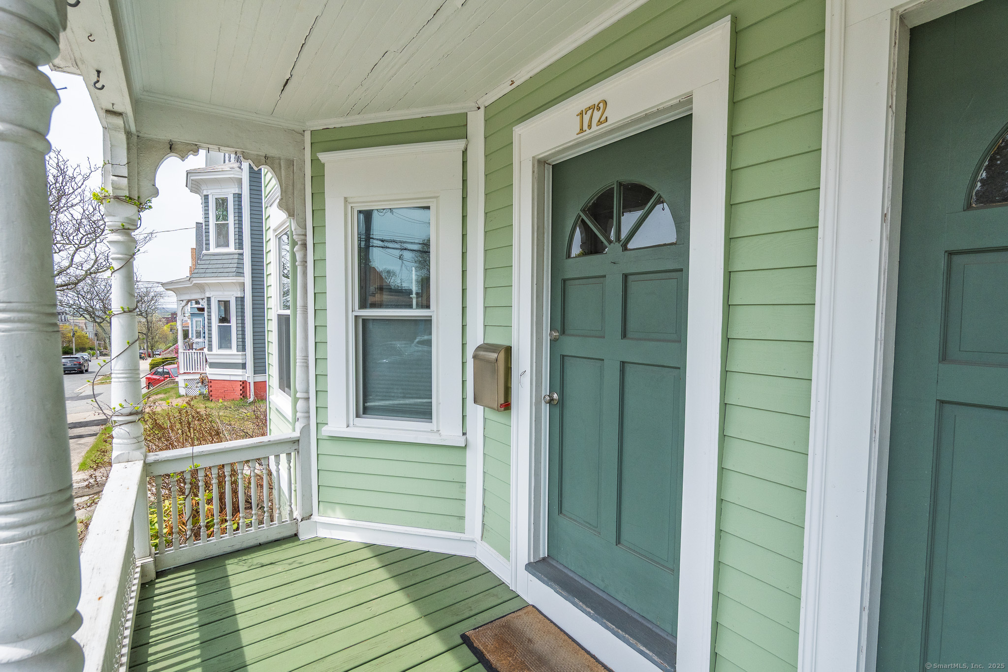 172 Doyle, Unknown RI City, 02906, 2 Bedrooms Bedrooms, ,1 BathroomBathrooms,Condo/co-op For Sale,For Sale,Doyle,24092709