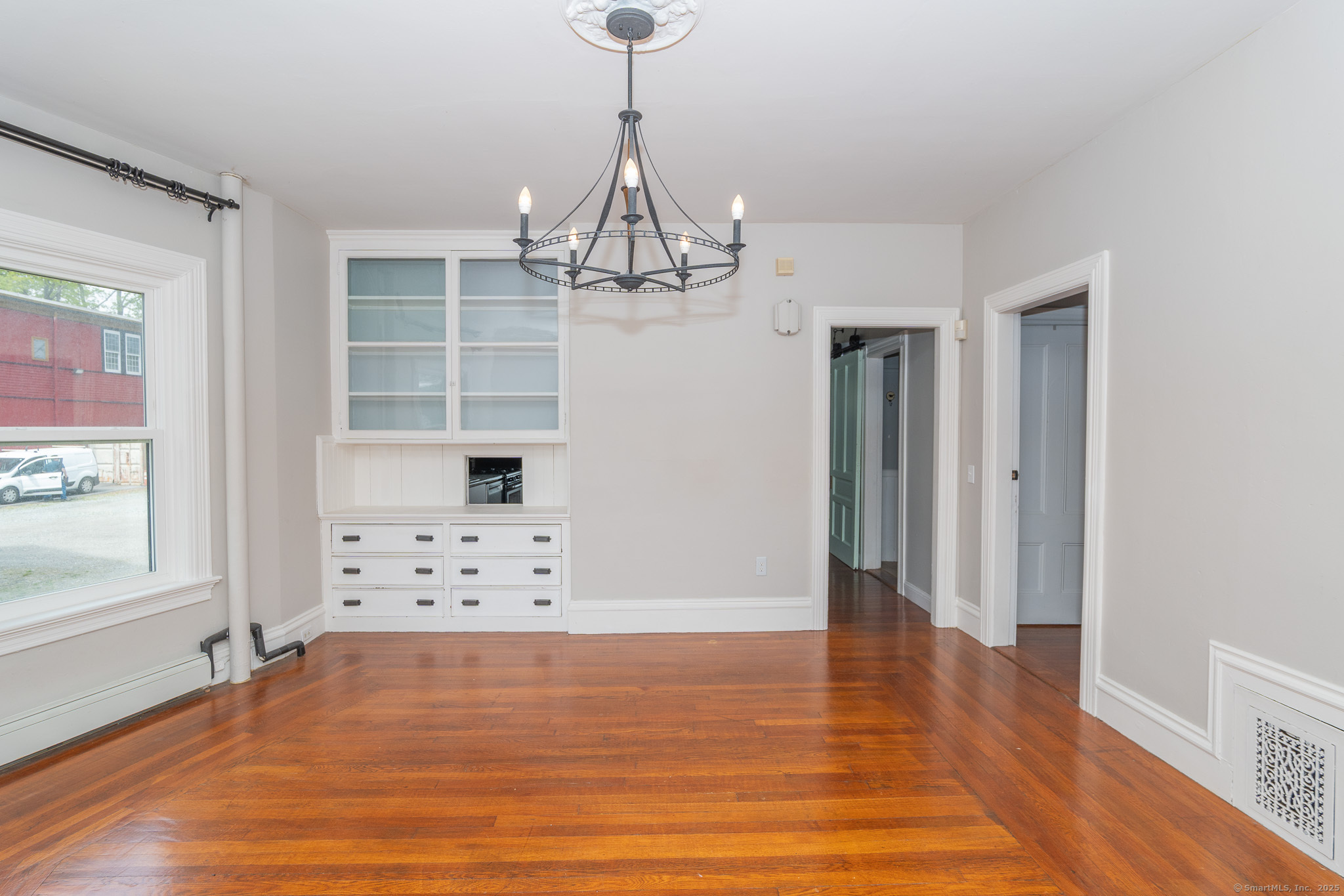 172 Doyle, Unknown RI City, 02906, 2 Bedrooms Bedrooms, ,1 BathroomBathrooms,Condo/co-op For Sale,For Sale,Doyle,24092709