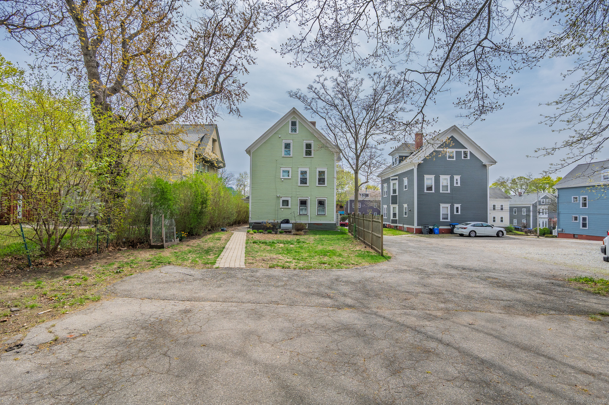 172 Doyle, Unknown RI City, 02906, 2 Bedrooms Bedrooms, ,1 BathroomBathrooms,Condo/co-op For Sale,For Sale,Doyle,24092709