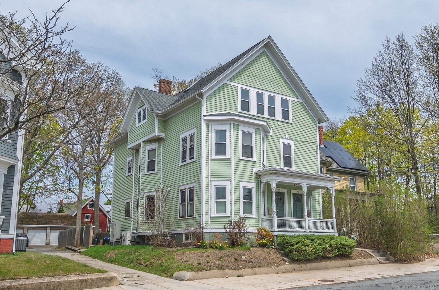 172 Doyle, Unknown RI City, 02906, 2 Bedrooms Bedrooms, ,1 BathroomBathrooms,Condo/co-op For Sale,For Sale,Doyle,24092709