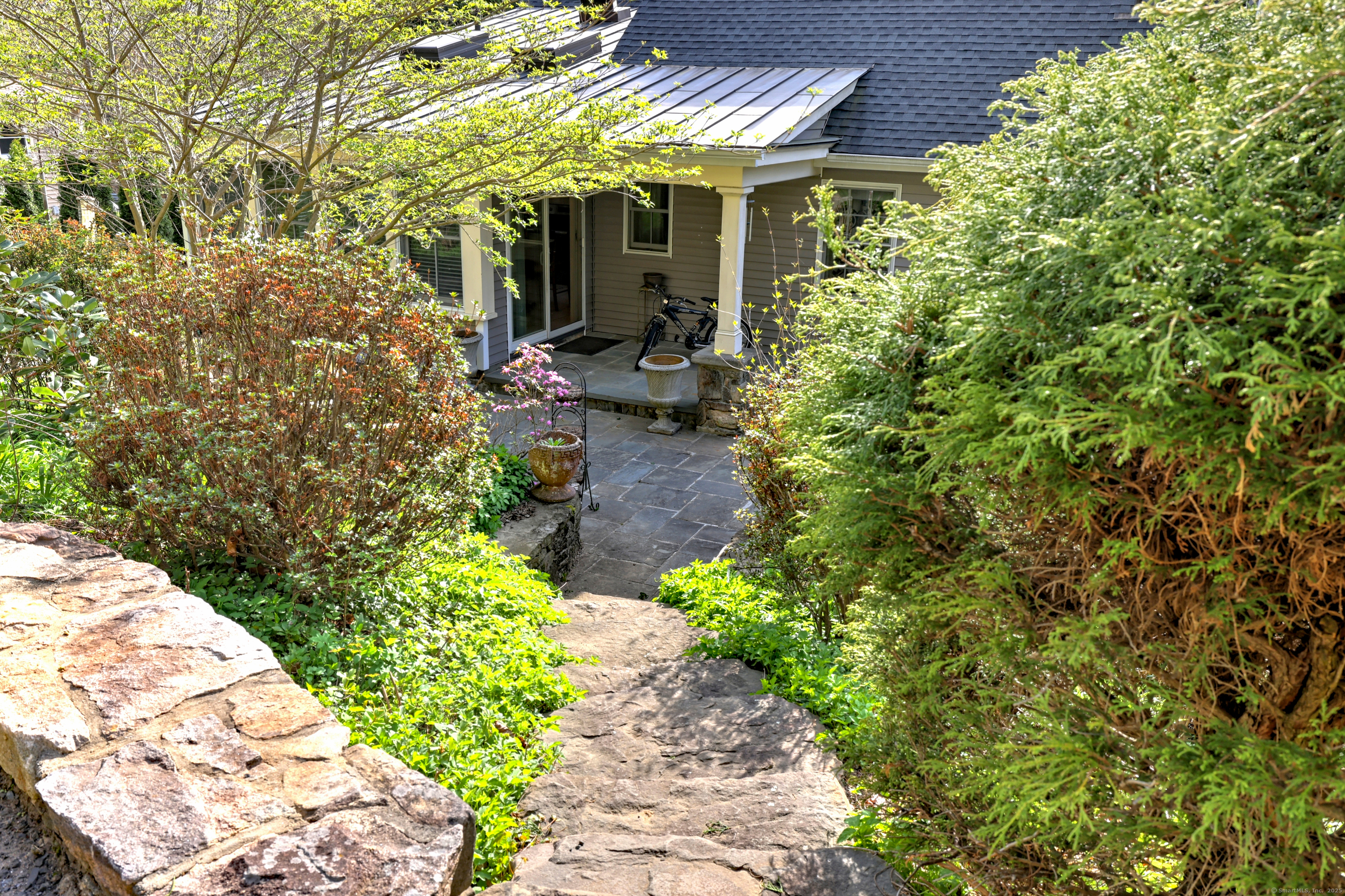 1440 Straits, Middlebury, Connecticut 06762