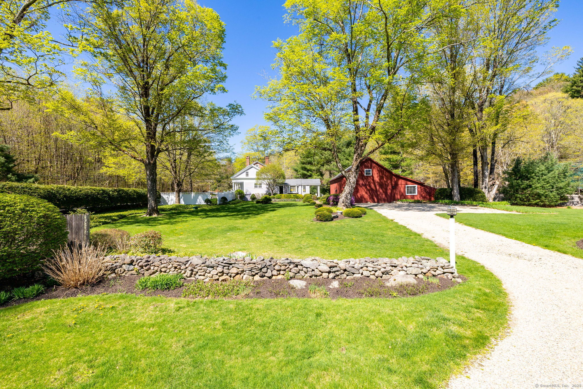 24 Dings, New Hartford, Connecticut 06057
