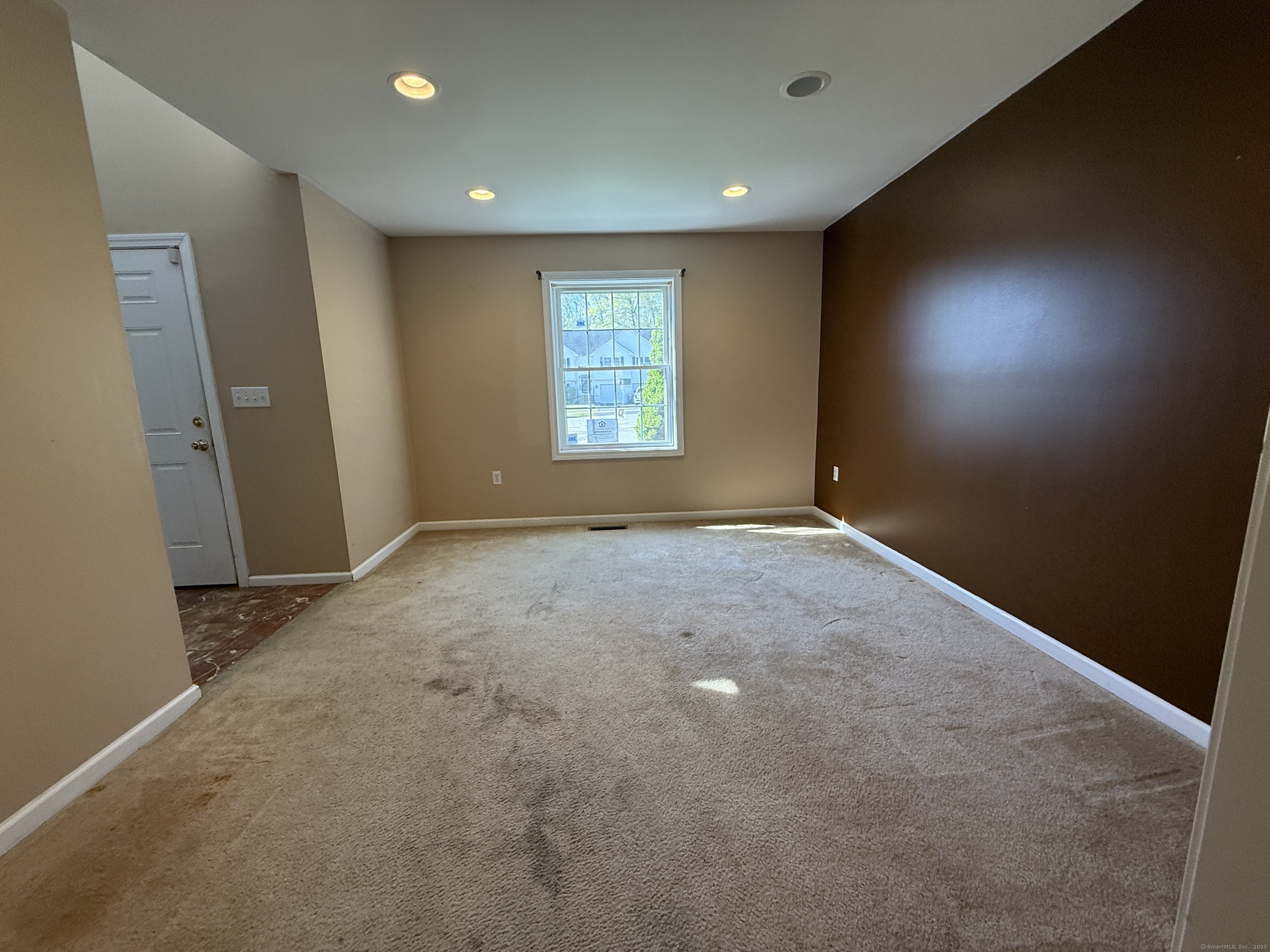123 Hidden Valley, Meriden, Connecticut 06451