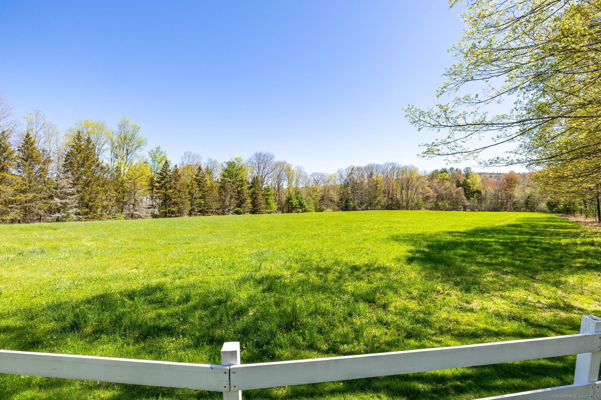 24 Dings, New Hartford, Connecticut 06057