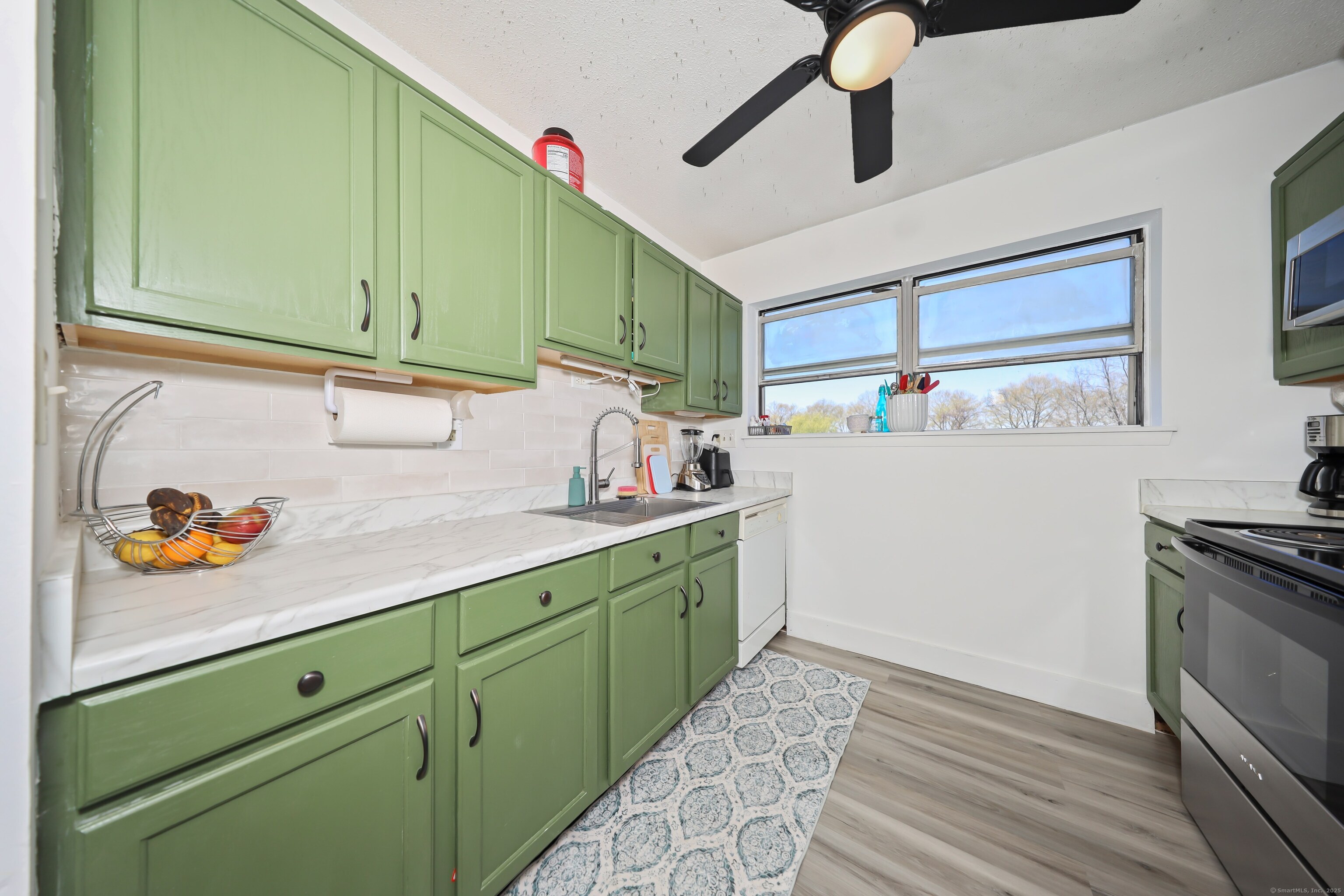418 Woodward, New Haven, Connecticut 06512
