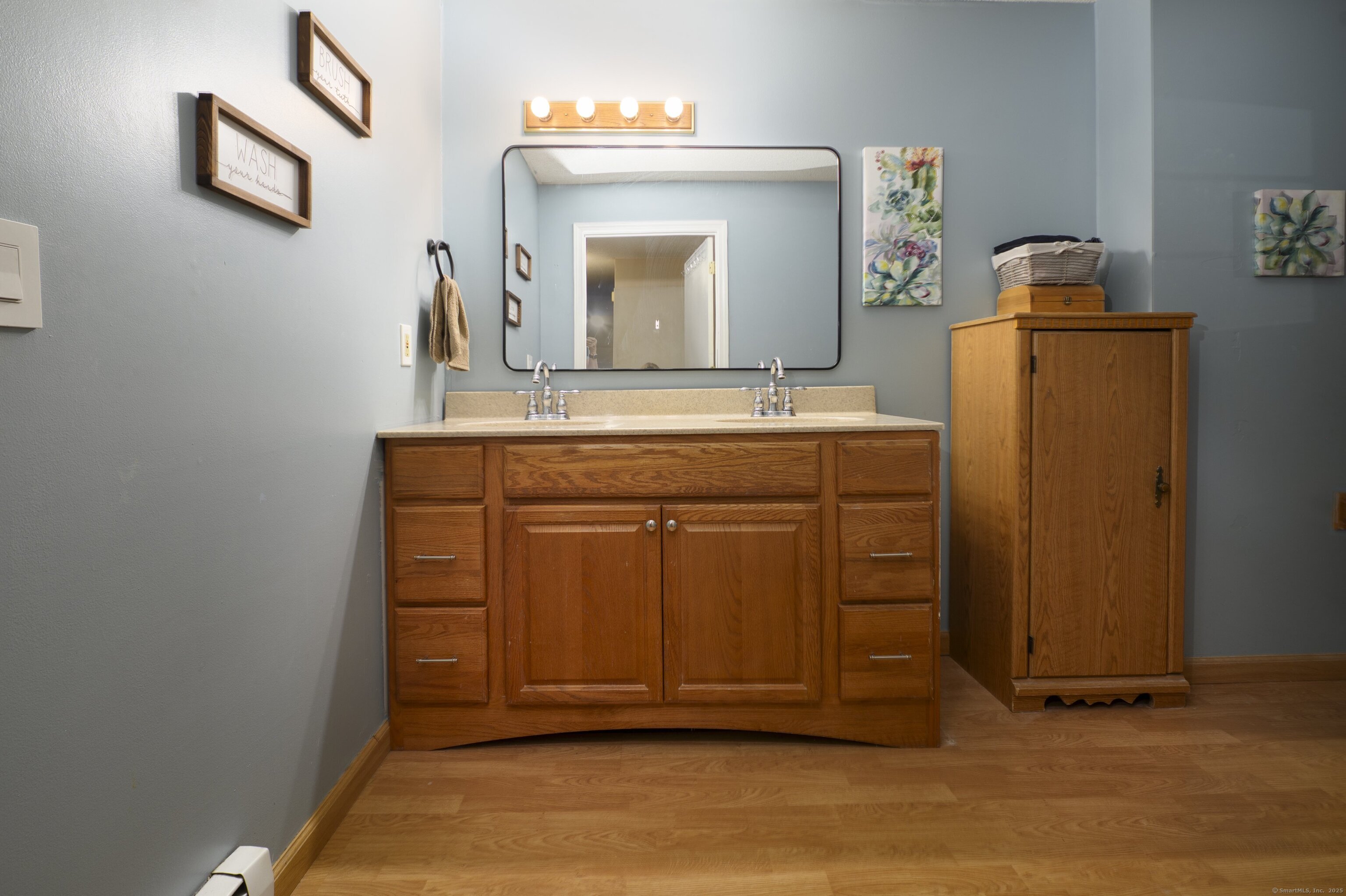 173 Russo, East Haven, Connecticut 06513