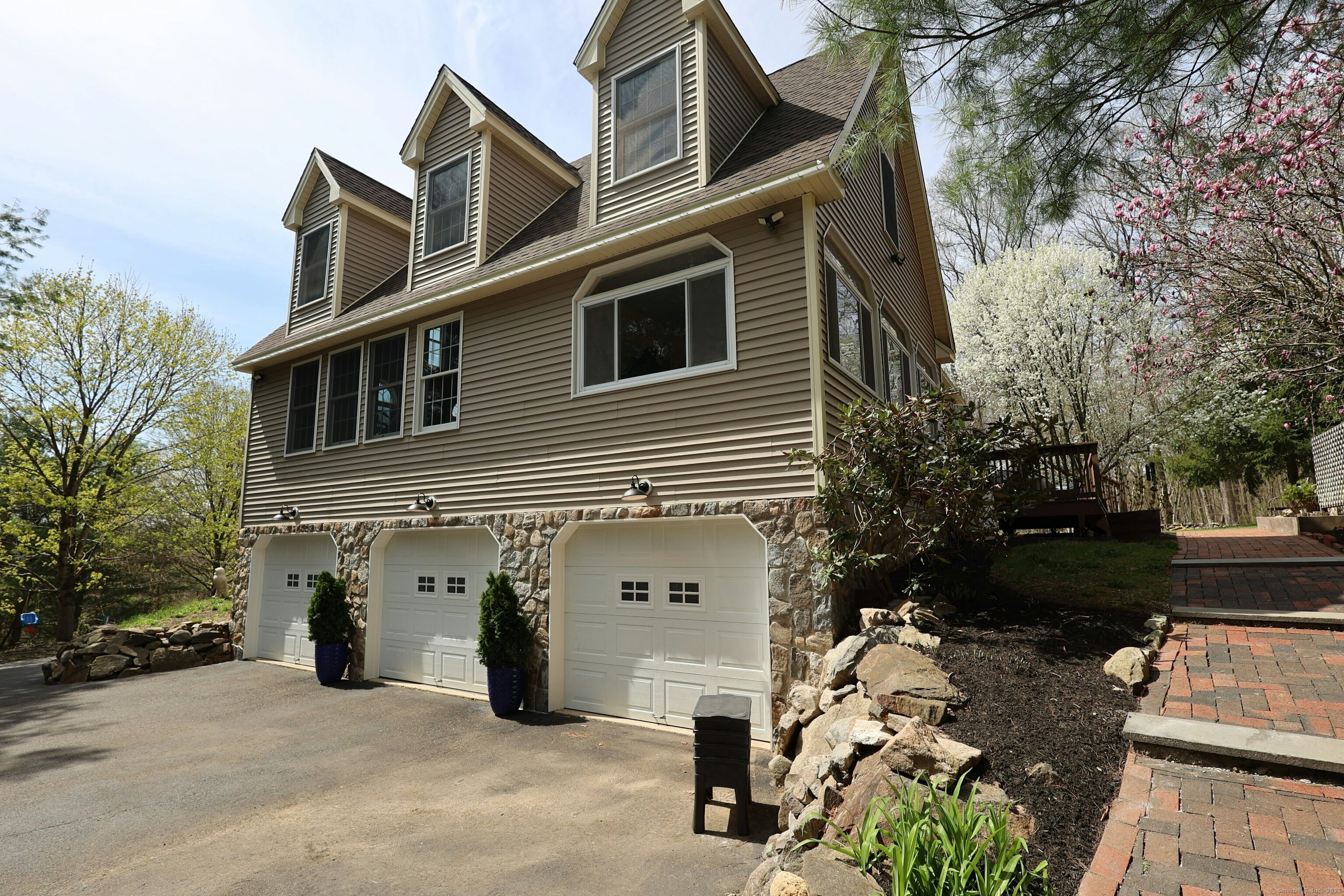 75 Stepney, Redding, Connecticut 06896