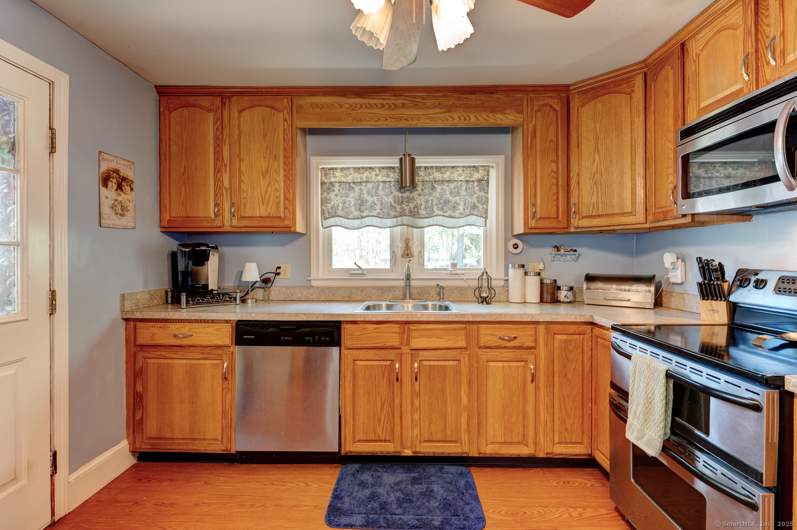 34 Warner, Thomaston, Connecticut 06787