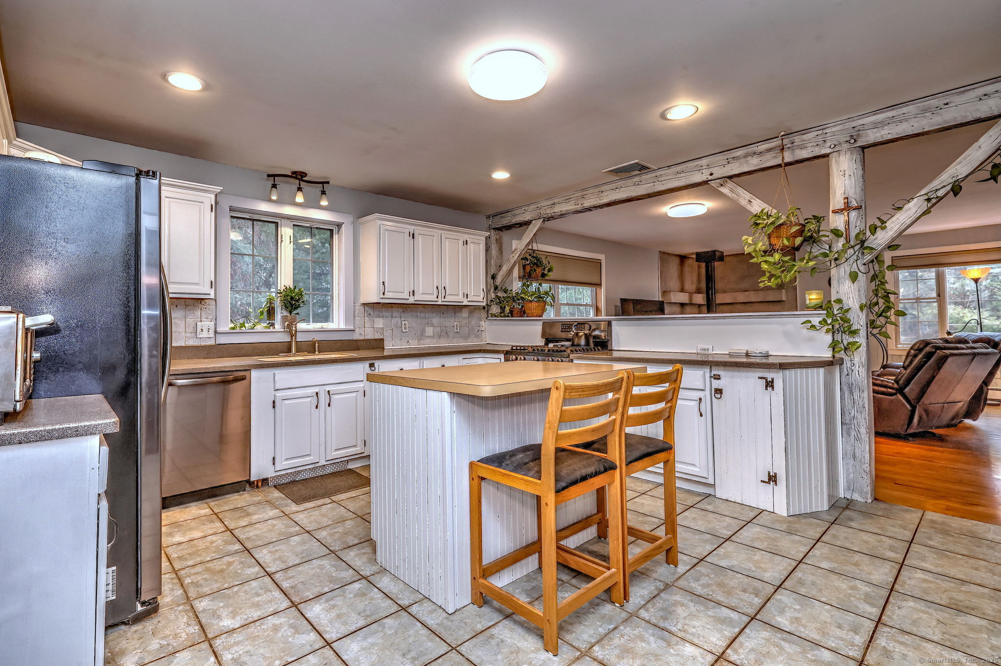 104 South, Morris, Connecticut 06763