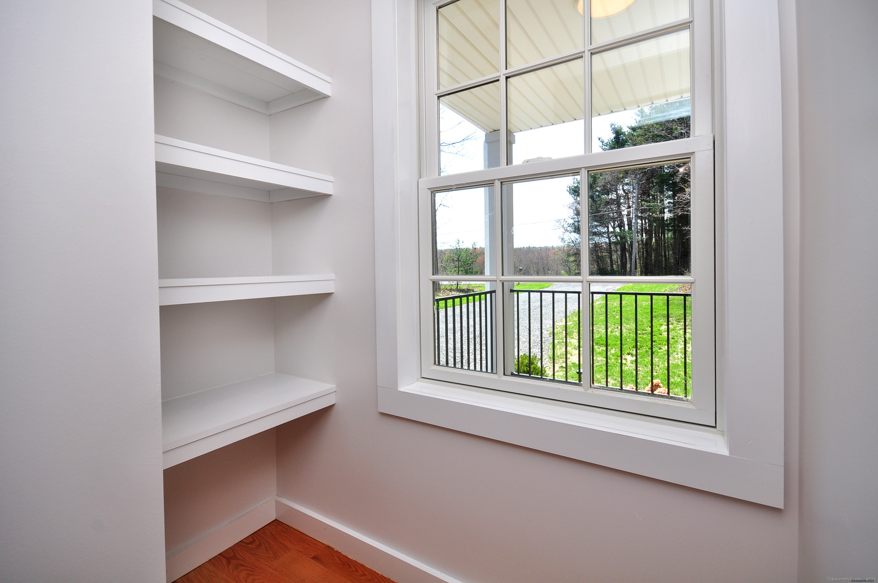 137 Buell, Litchfield, Connecticut 06759