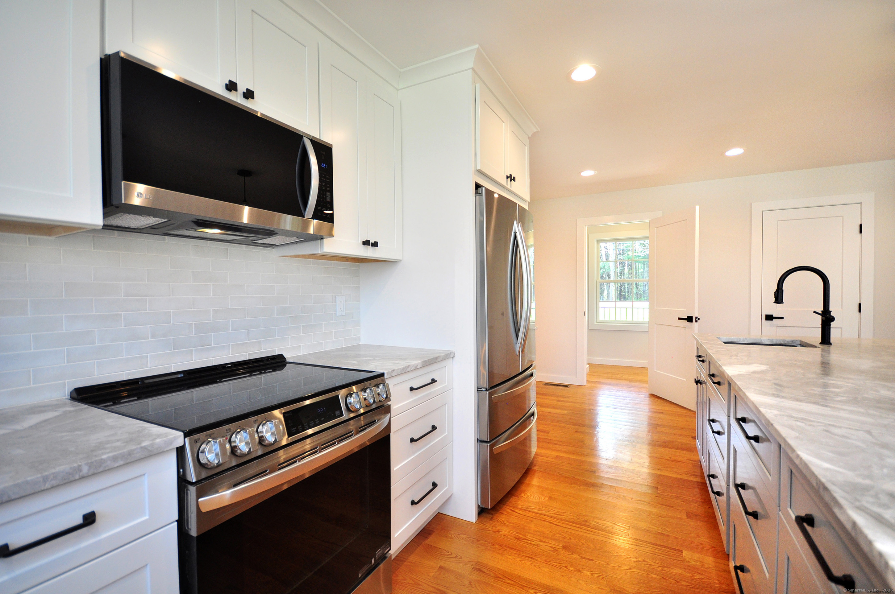 137 Buell, Litchfield, Connecticut 06759