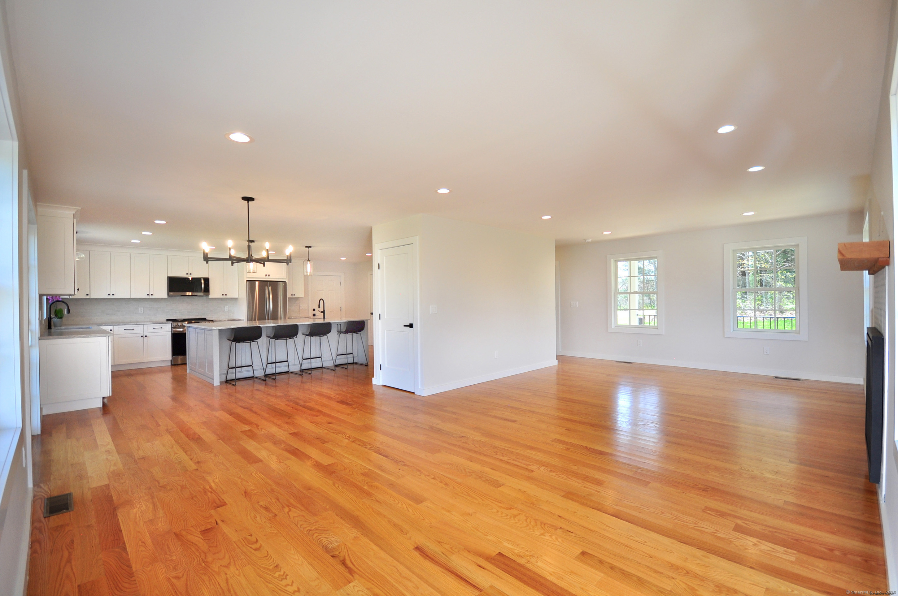 137 Buell, Litchfield, Connecticut 06759