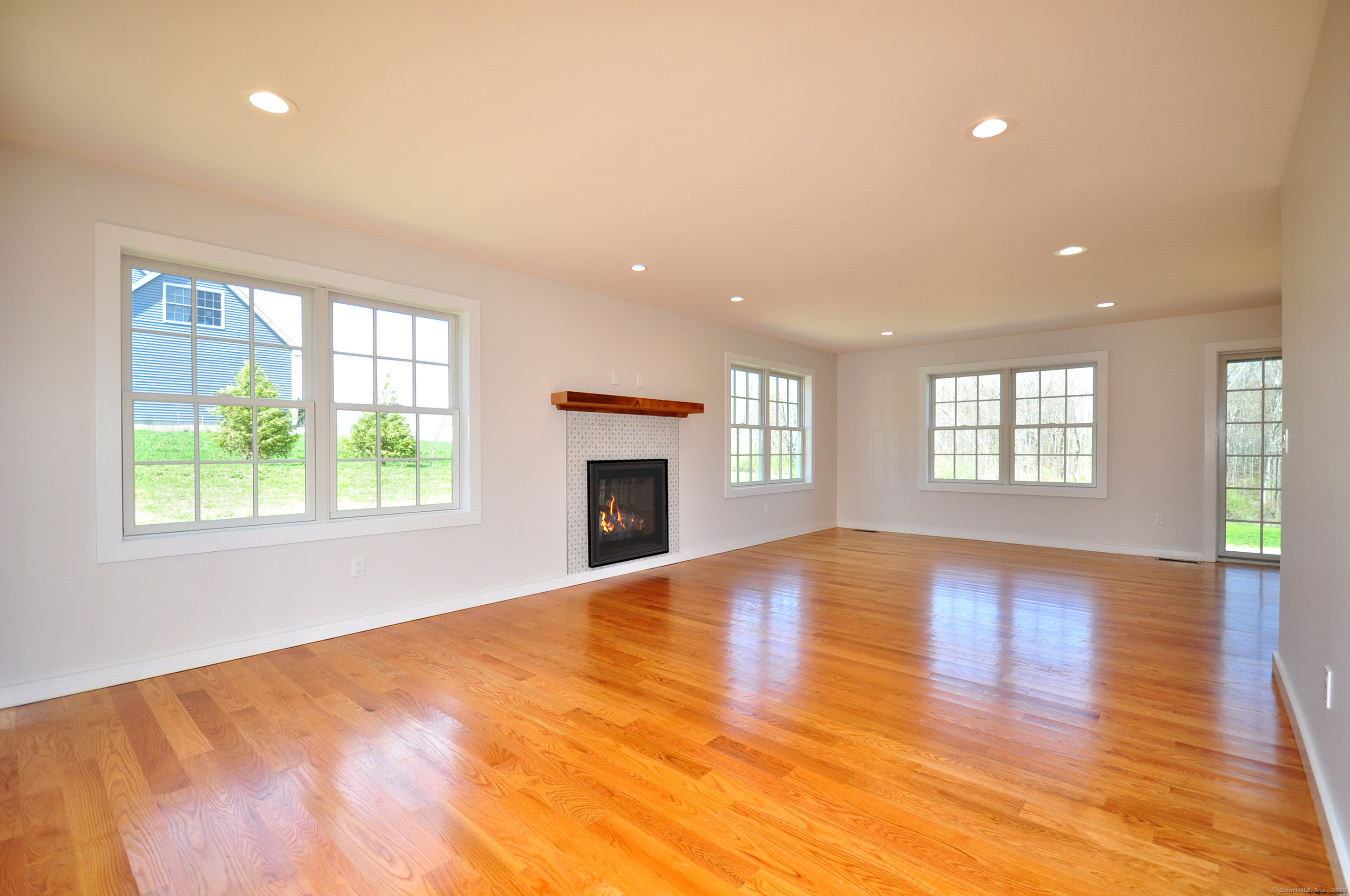 137 Buell, Litchfield, Connecticut 06759