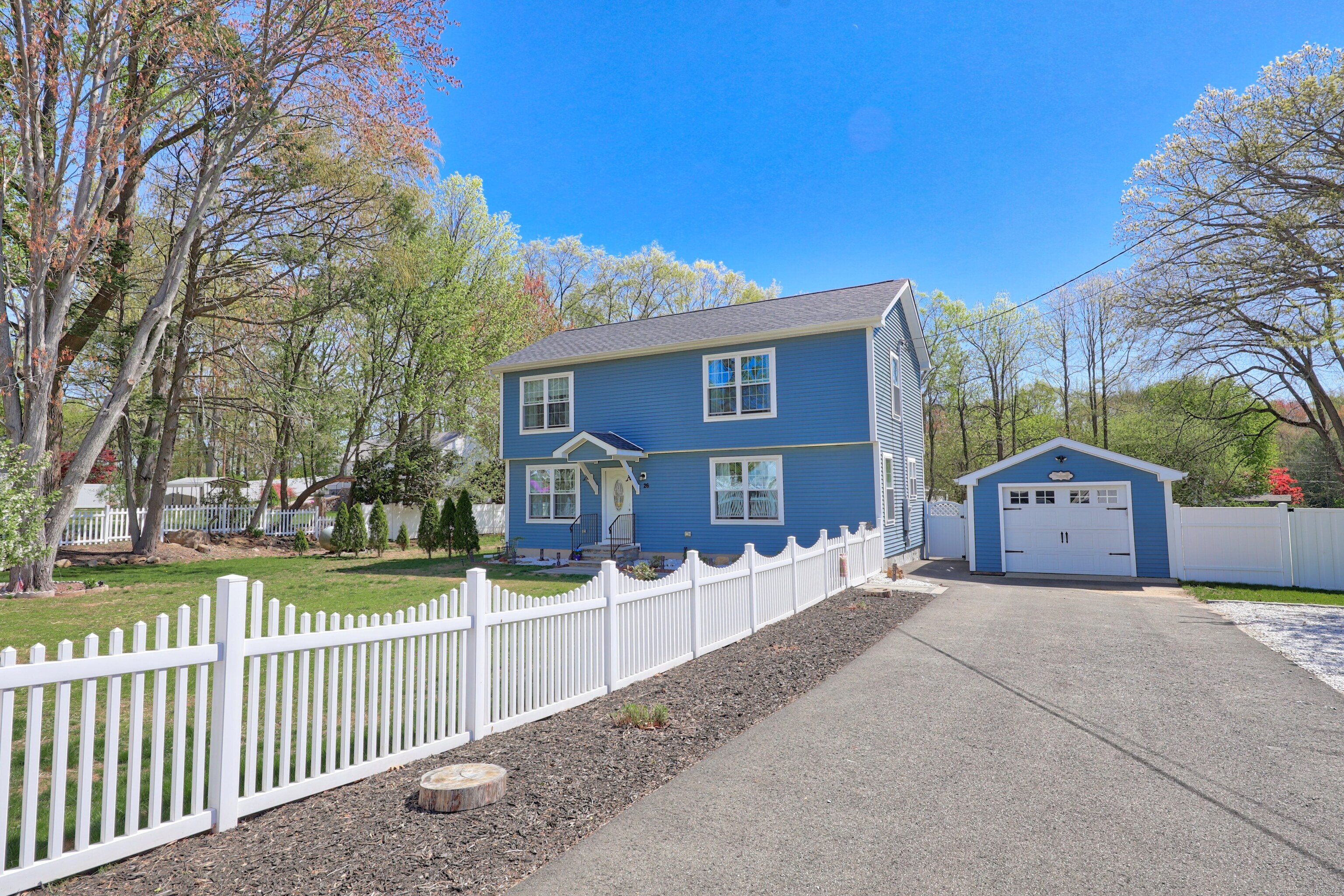 26 Greenwood, Prospect, Connecticut 06712