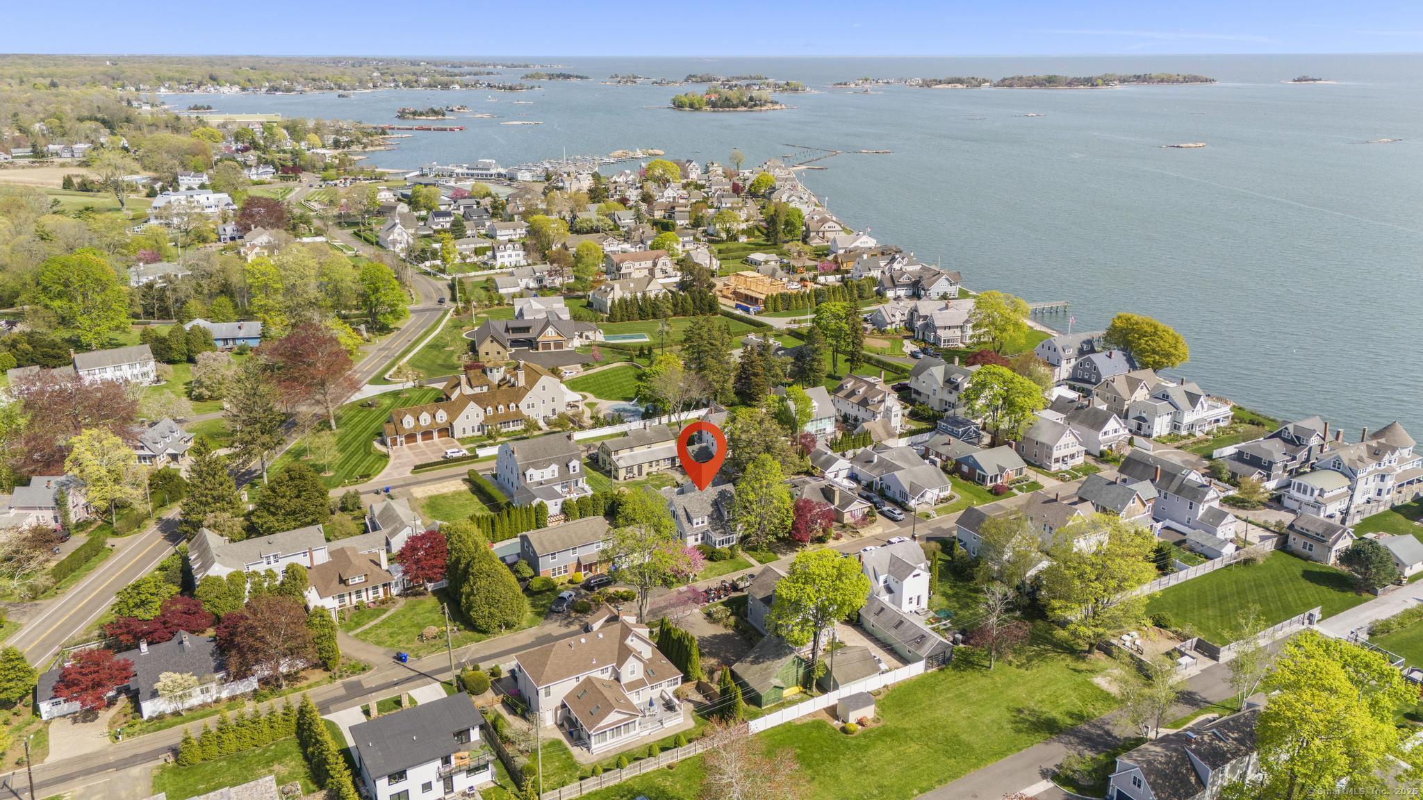 29 Crescent Bluff, Branford, Connecticut 06405