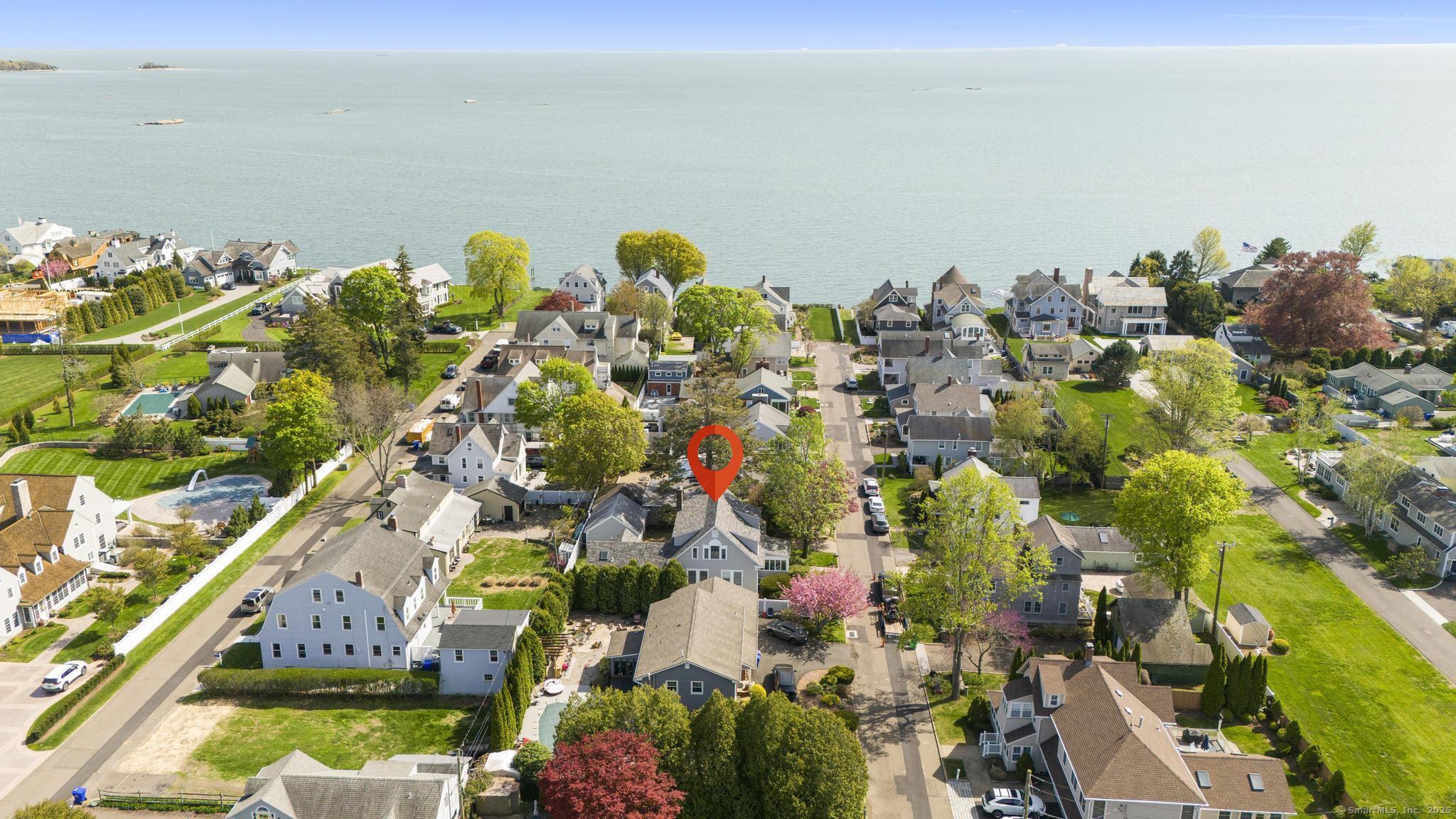 29 Crescent Bluff, Branford, Connecticut 06405