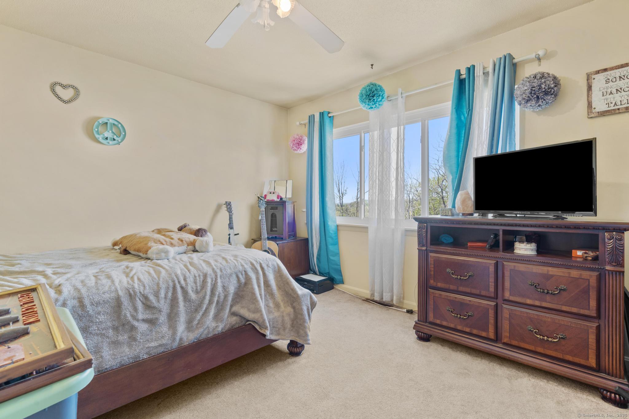 215 Monticello, Branford, Connecticut 06405