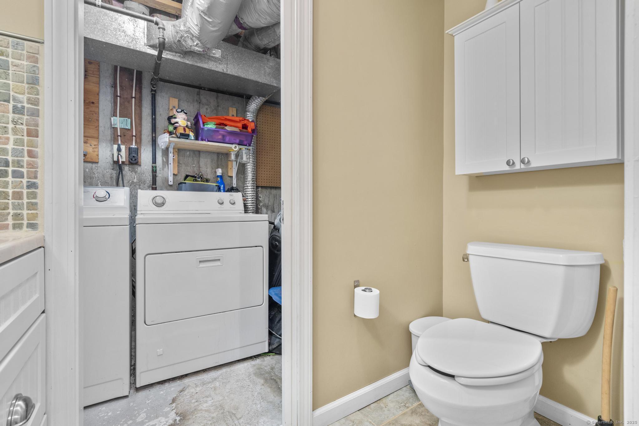 215 Monticello, Branford, Connecticut 06405