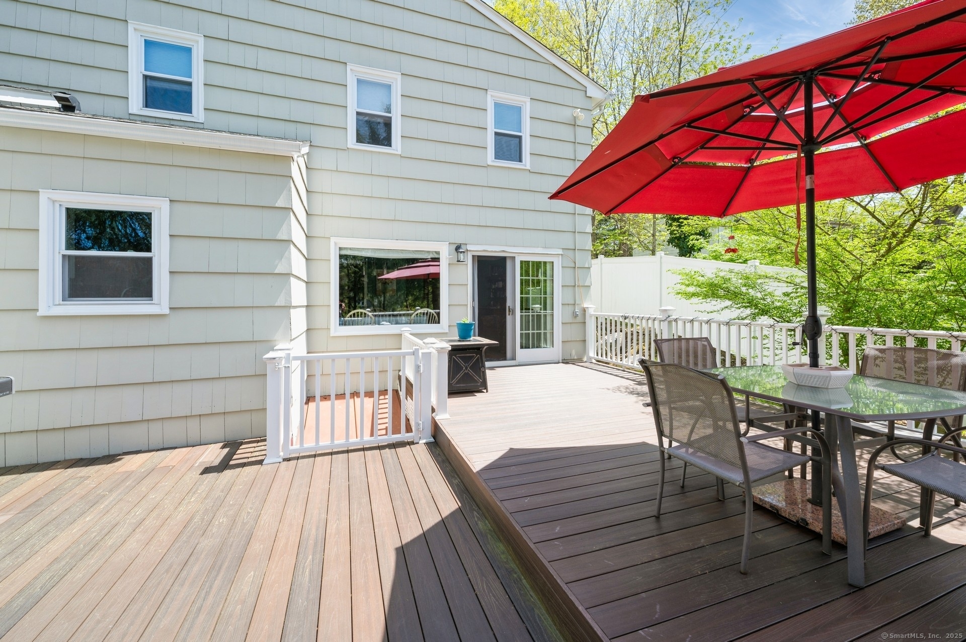 35 Hampton, Stamford, Connecticut 06903