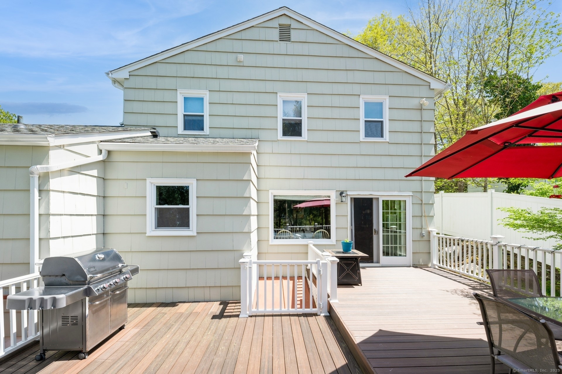 35 Hampton, Stamford, Connecticut 06903