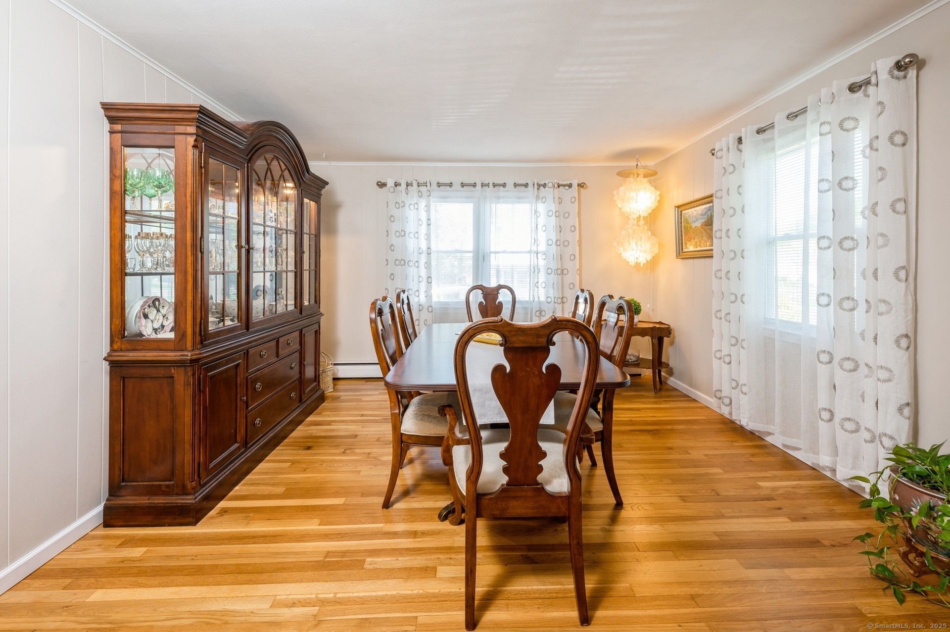 35 Hampton, Stamford, Connecticut 06903
