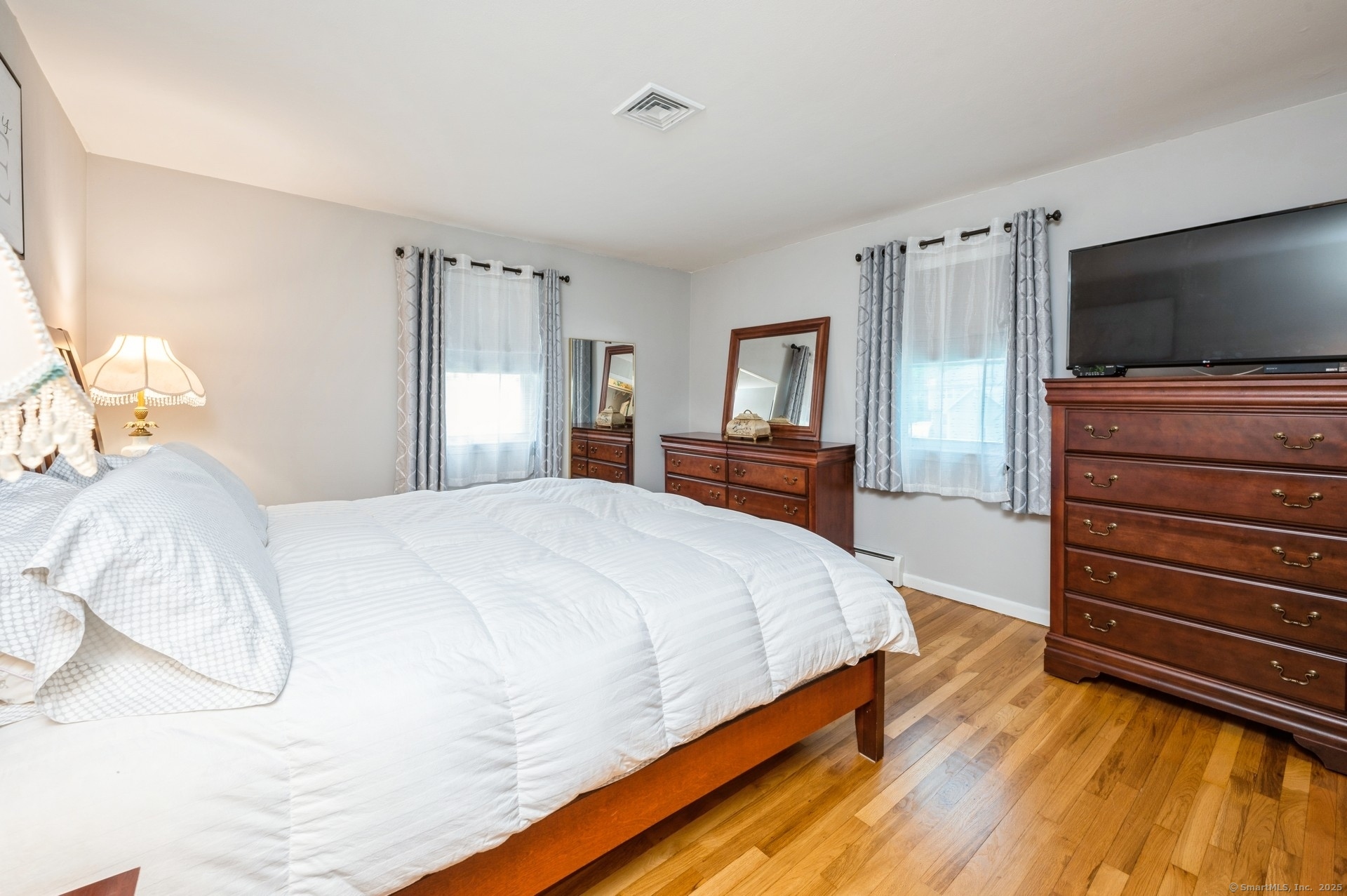 35 Hampton, Stamford, Connecticut 06903