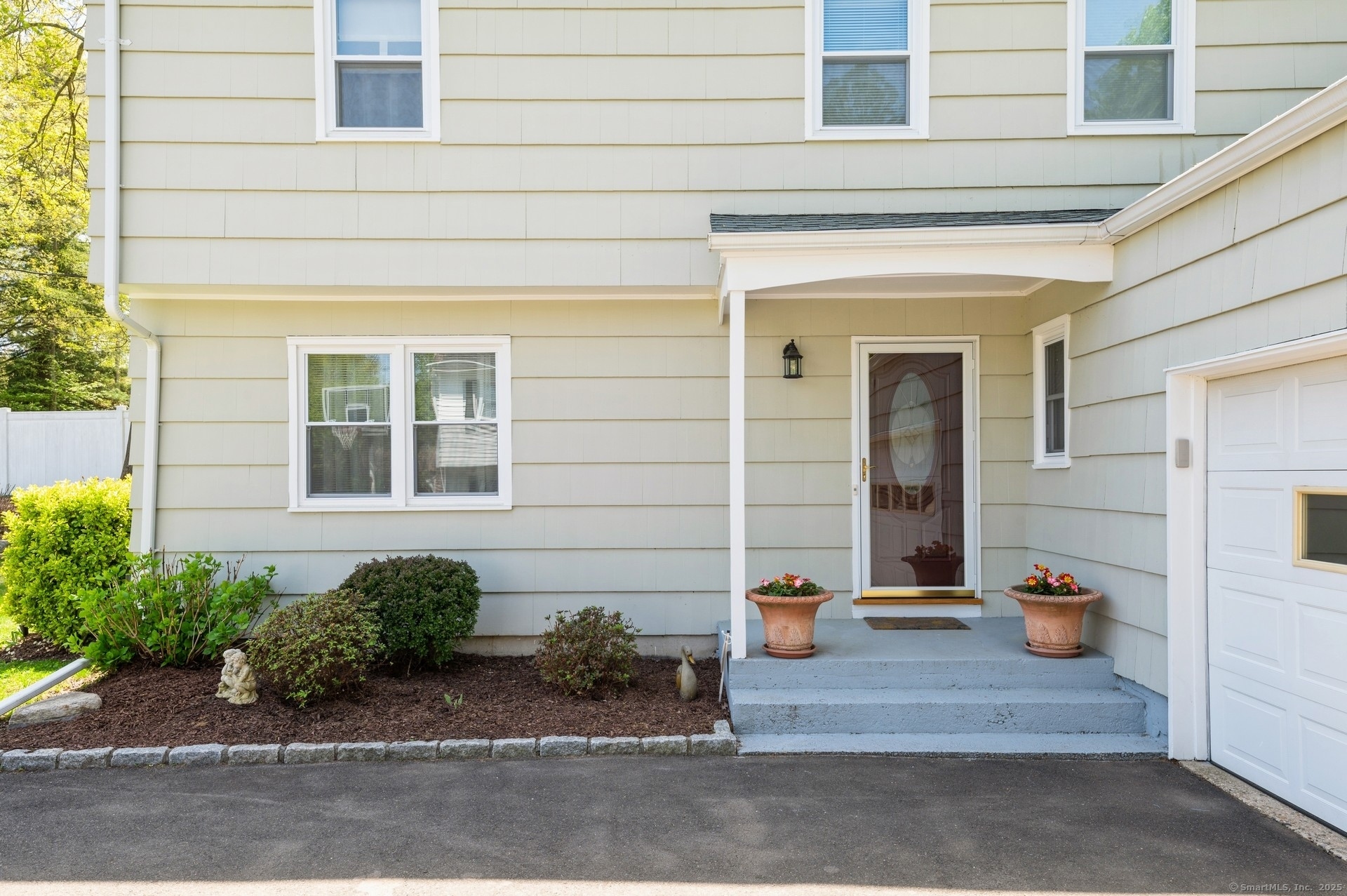 35 Hampton, Stamford, Connecticut 06903
