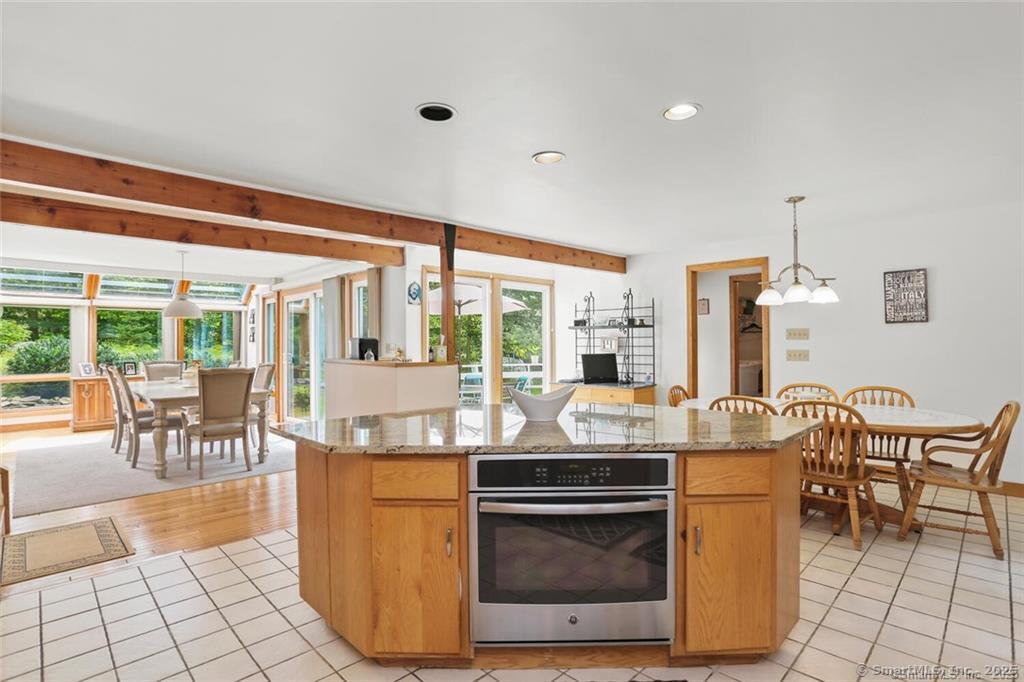 19 Northwood, Stamford, Connecticut 06903