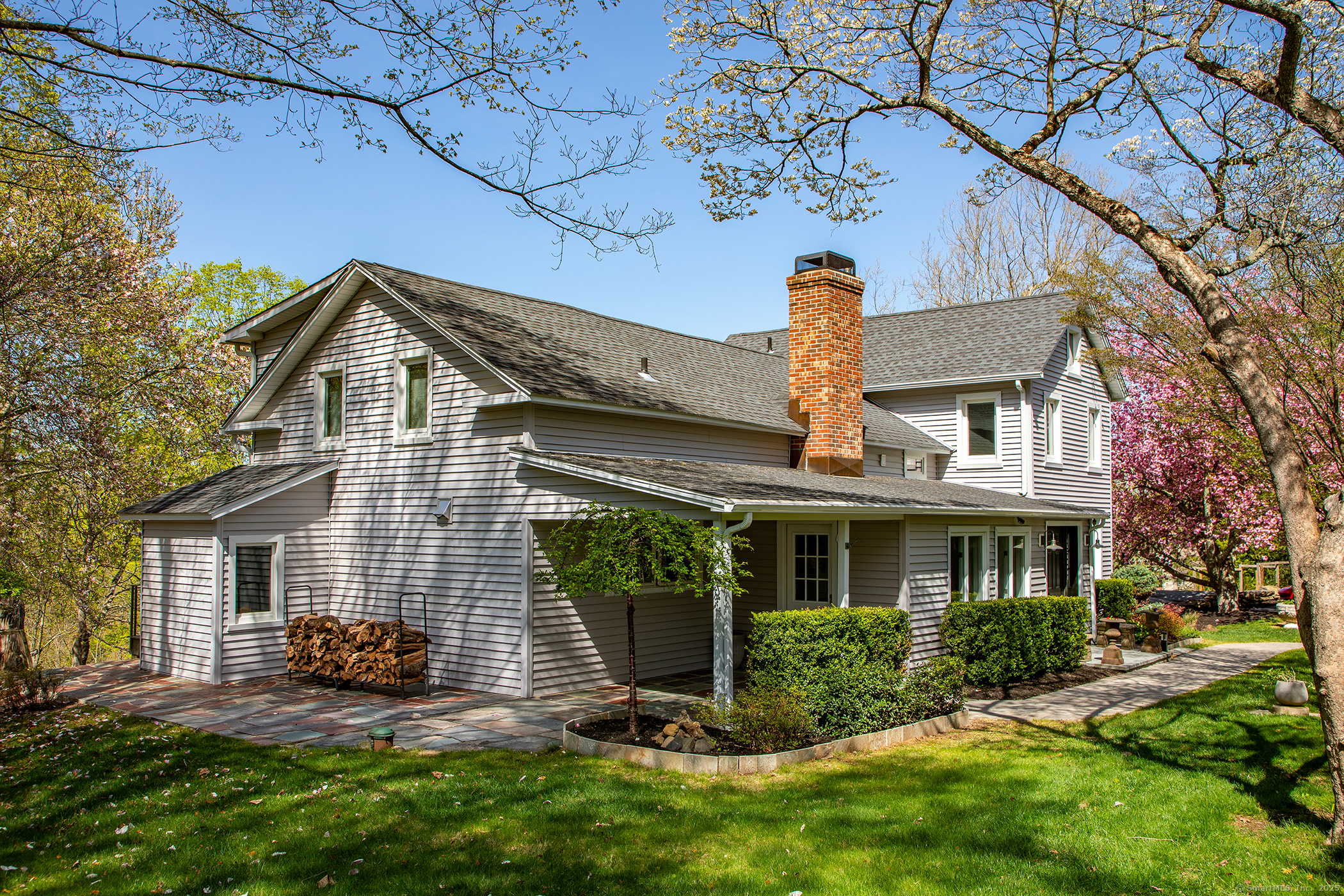 12 Bear Mountain, New Fairfield, Connecticut 06812