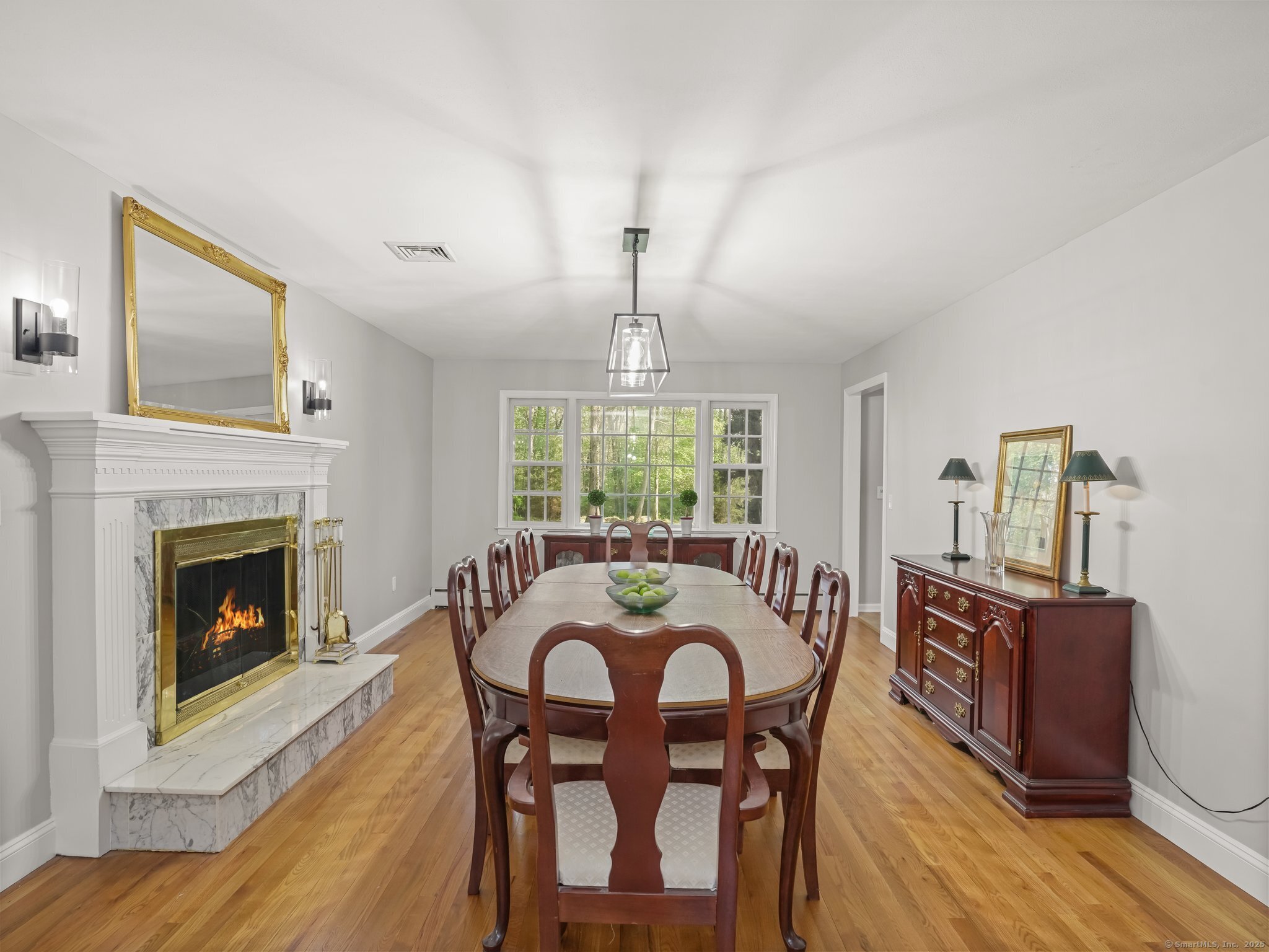 44 Buckingham Ridge, Wilton, Connecticut 06897