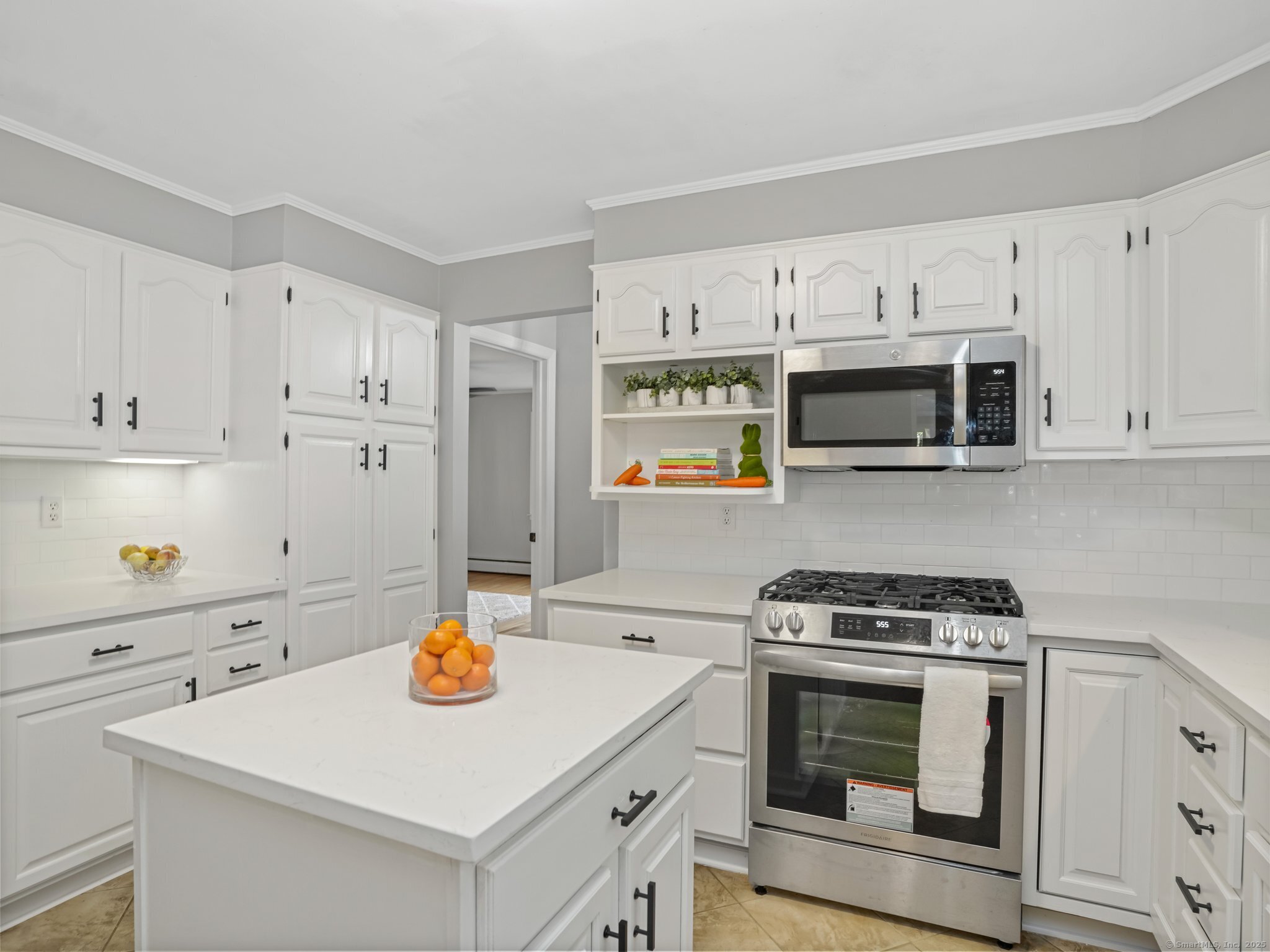 44 Buckingham Ridge, Wilton, Connecticut 06897