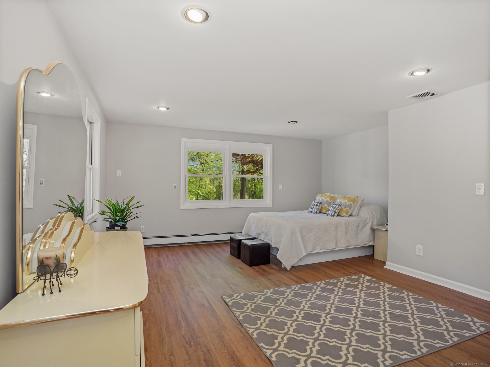 44 Buckingham Ridge, Wilton, Connecticut 06897