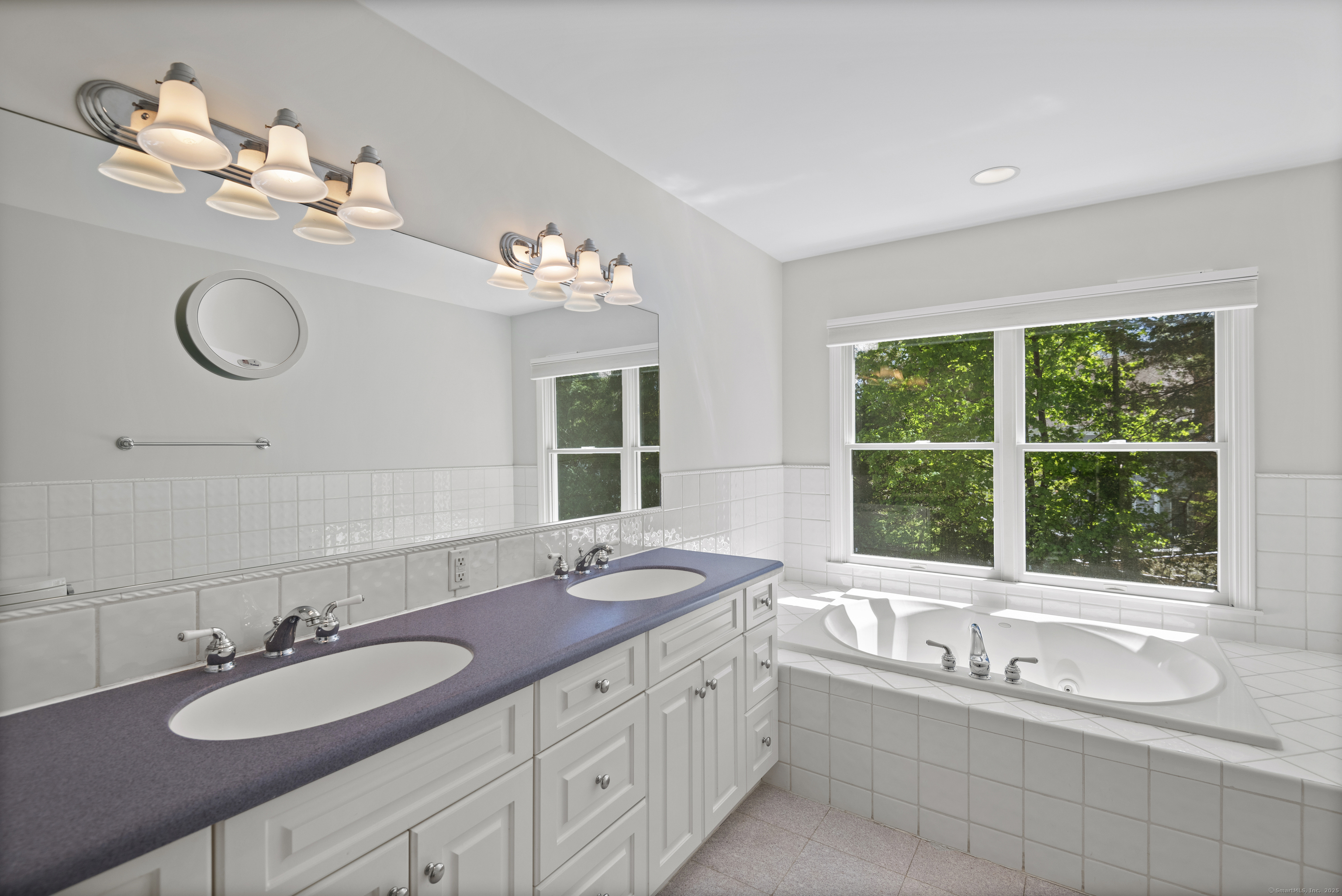 99 Woodland, New Canaan, Connecticut 06840