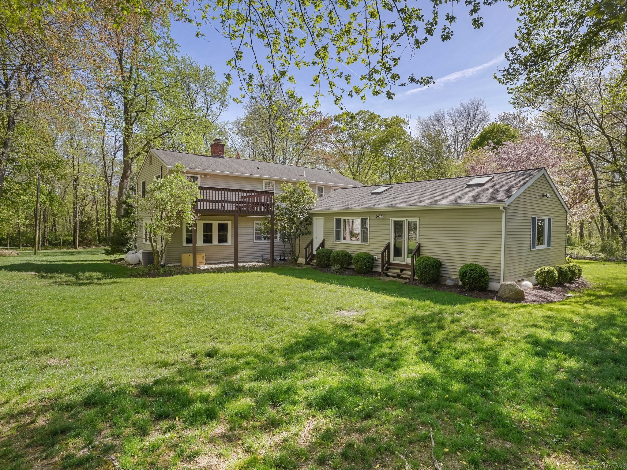 44 Buckingham Ridge, Wilton, Connecticut 06897