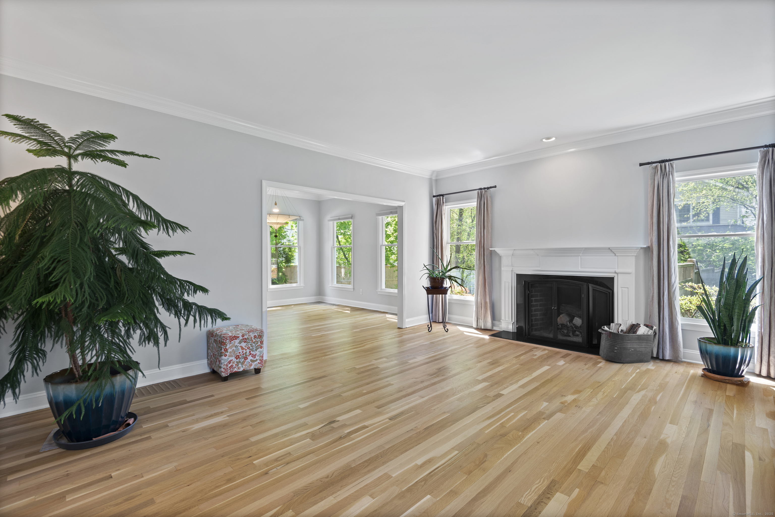 99 Woodland, New Canaan, Connecticut 06840