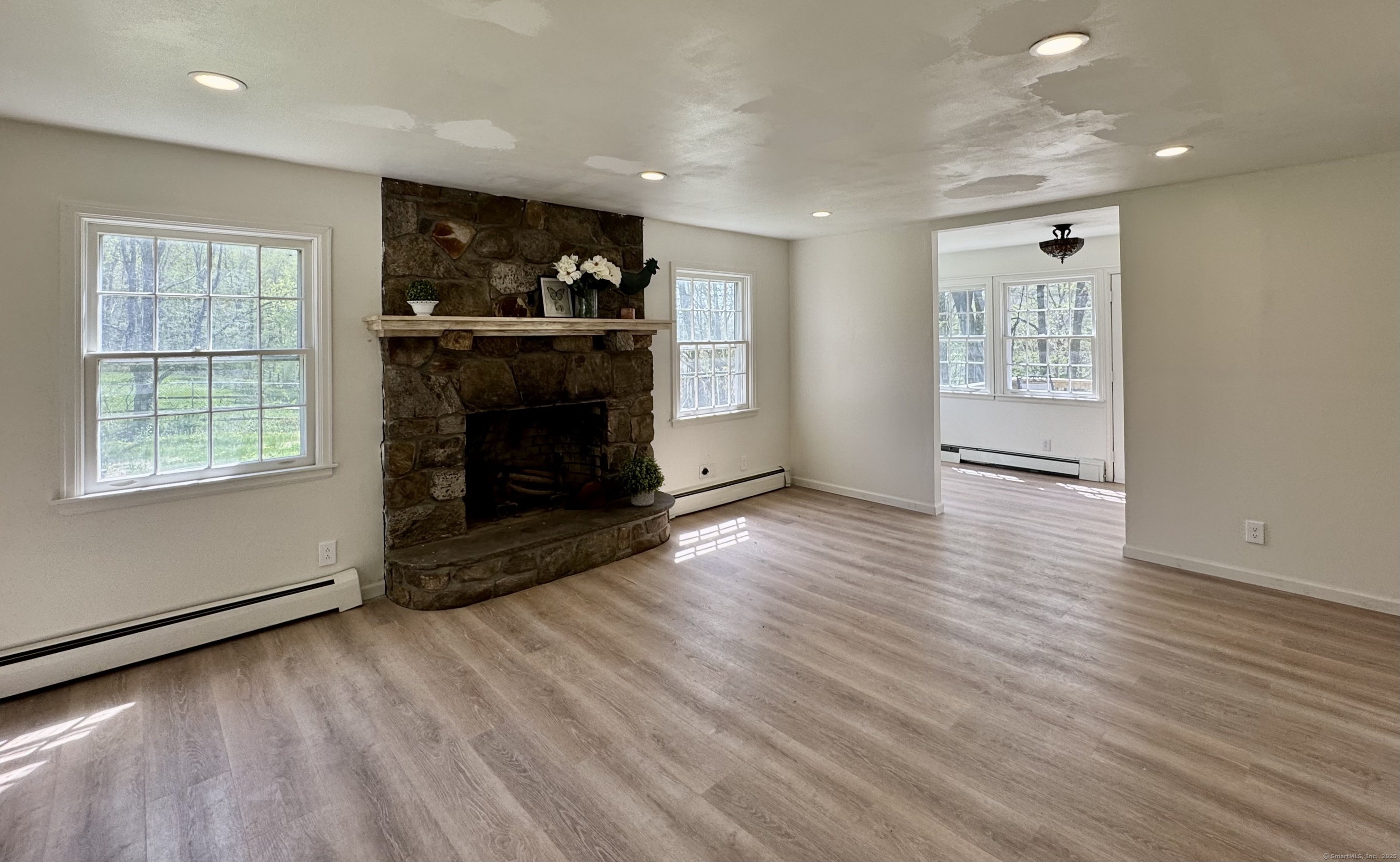 23 Burnett, New Milford, Connecticut 06776