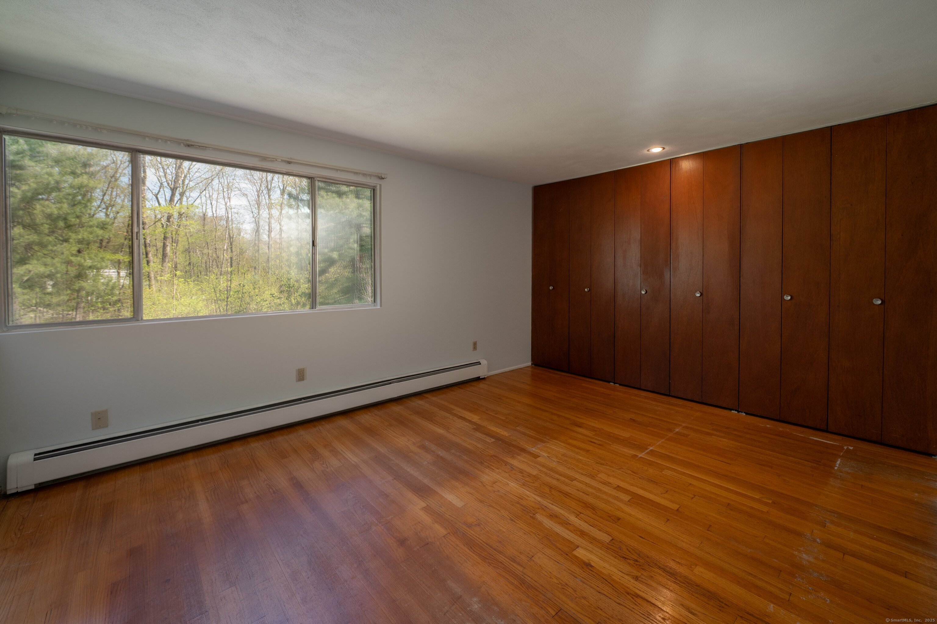 87 Pleasant, Bethany, Connecticut 06524