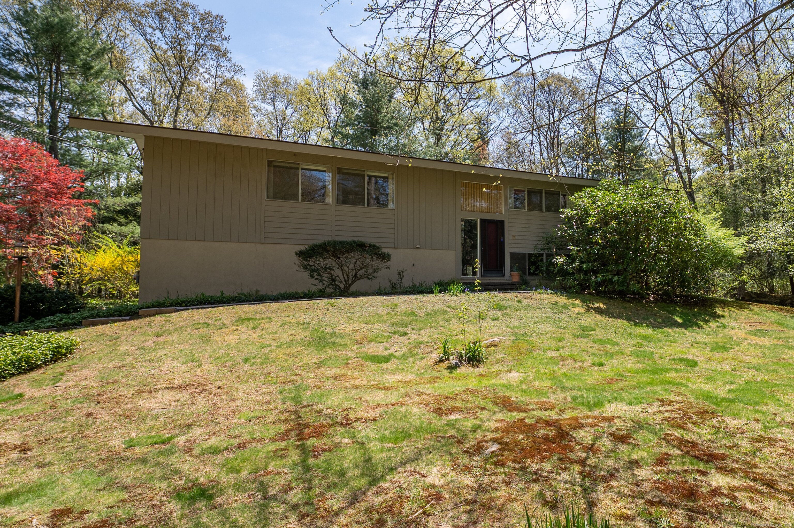 87 Pleasant, Bethany, Connecticut 06524