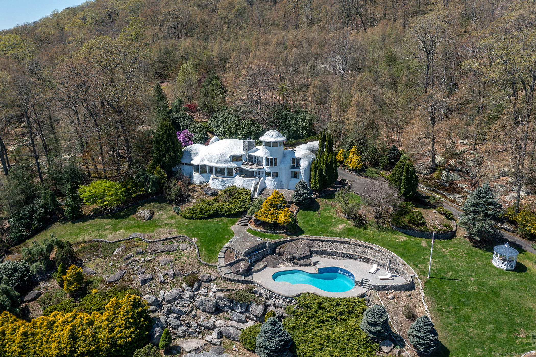 155 Shortwoods, New Fairfield, Connecticut 06812