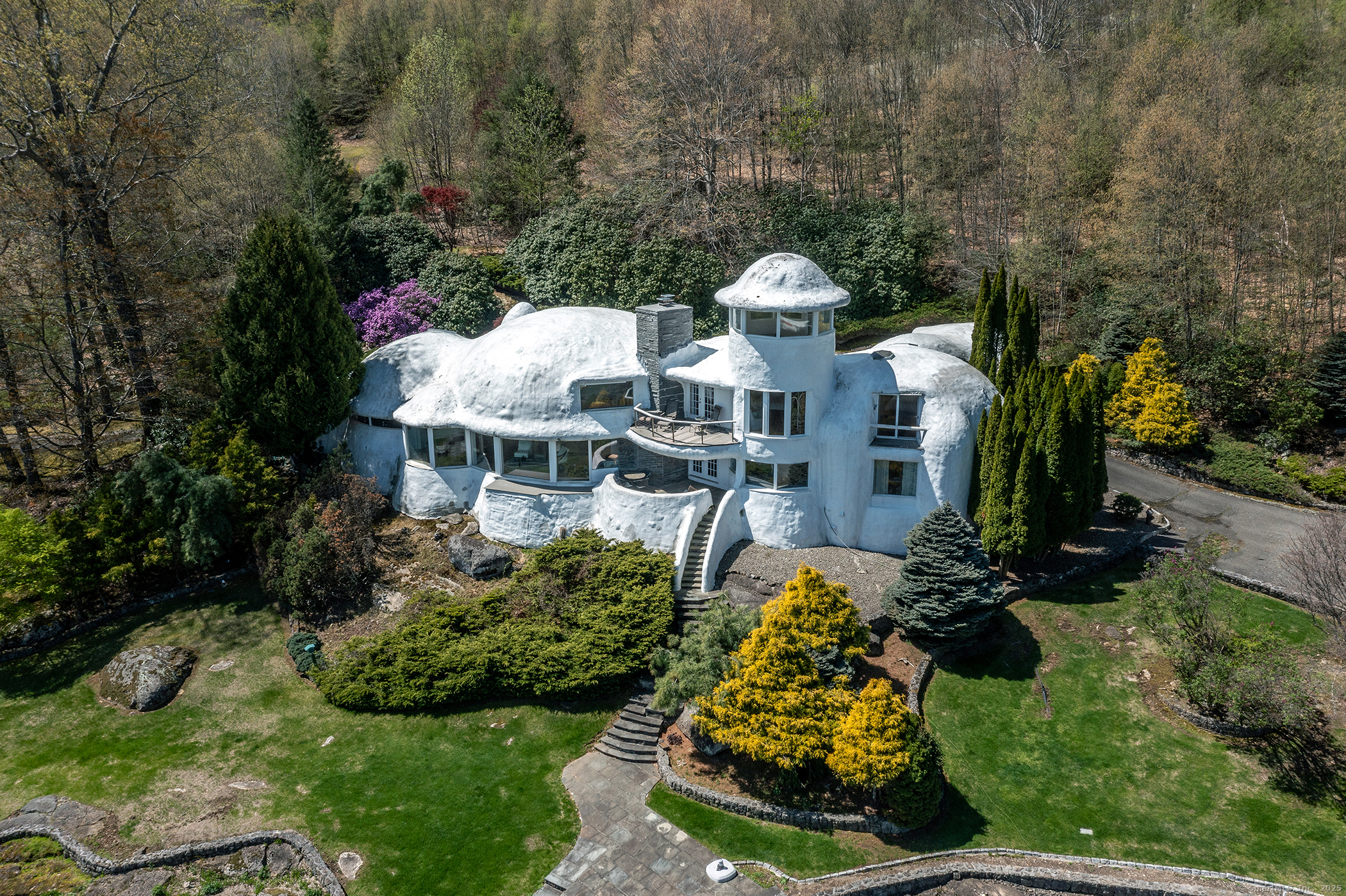 155 Shortwoods, New Fairfield, Connecticut 06812