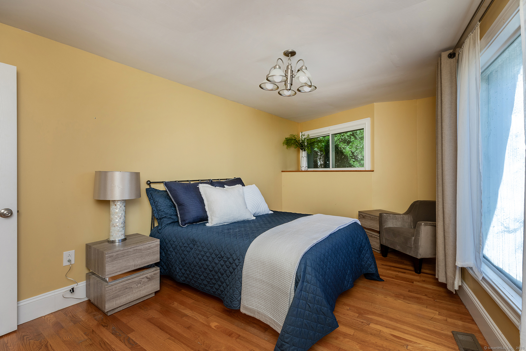 155 Shortwoods, New Fairfield, Connecticut 06812