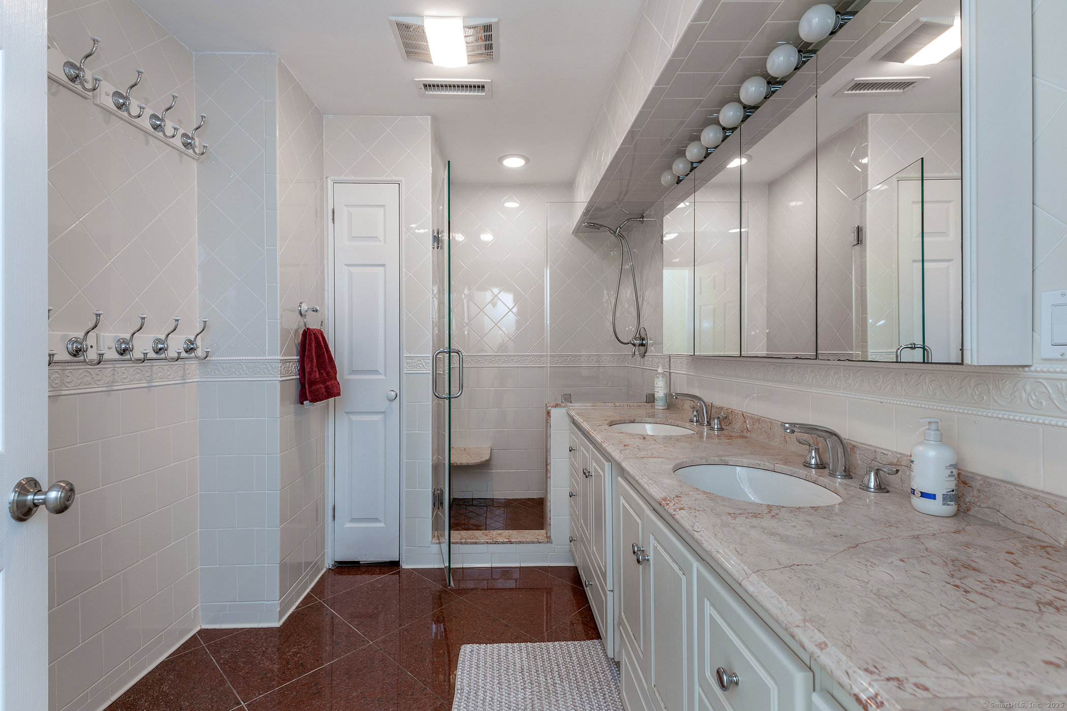 155 Shortwoods, New Fairfield, Connecticut 06812