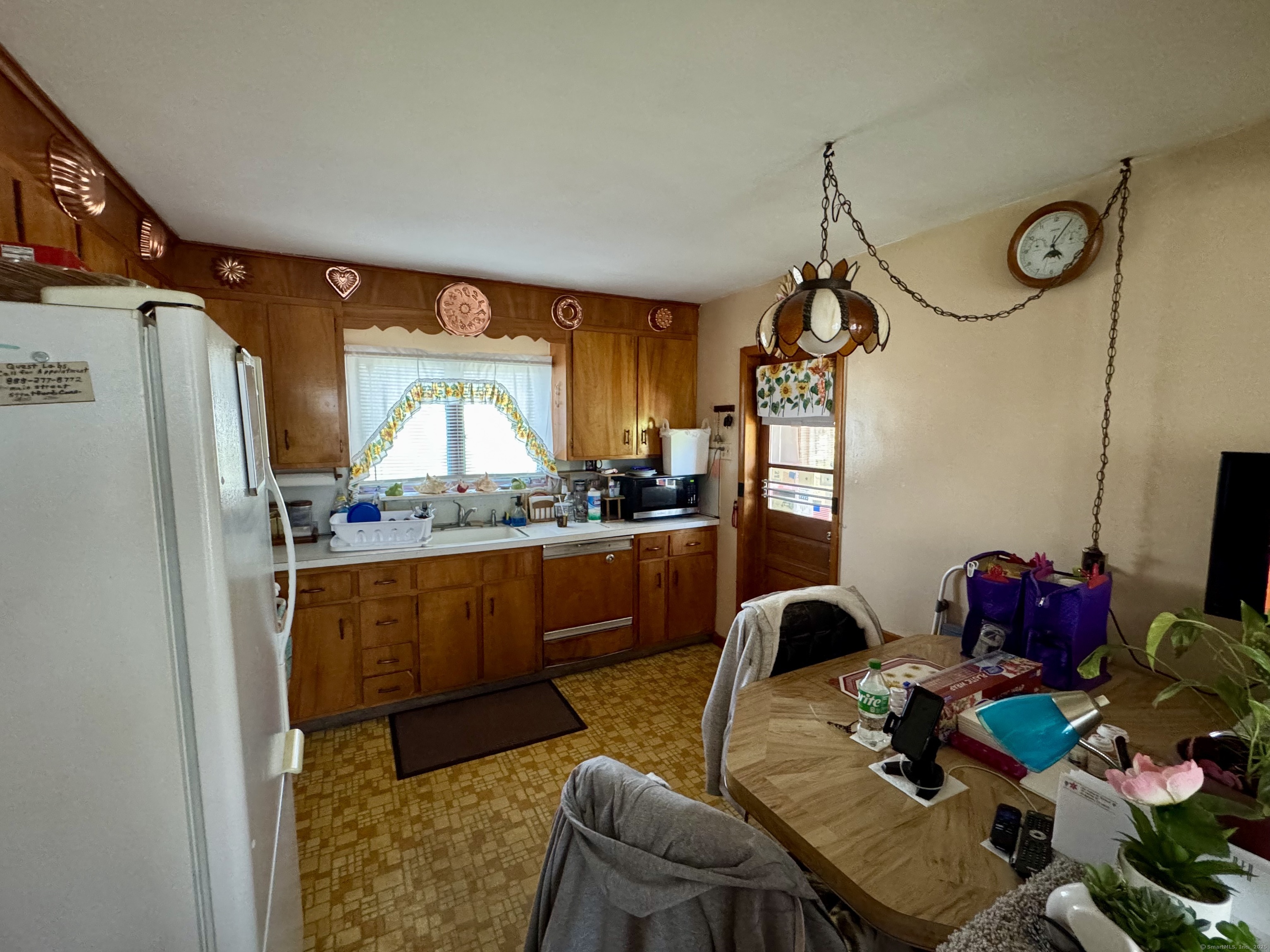 67 Harvey, Bridgeport, Connecticut 06610
