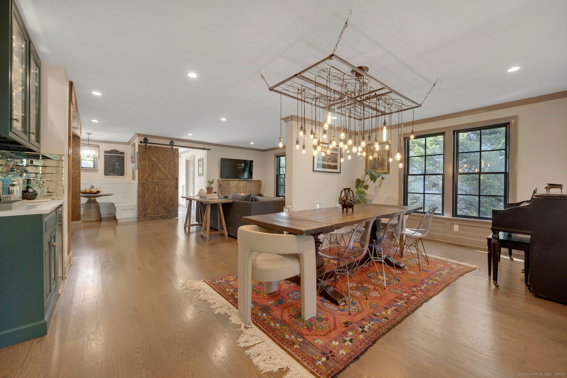 175 Lake, Greenwich, Connecticut 06830