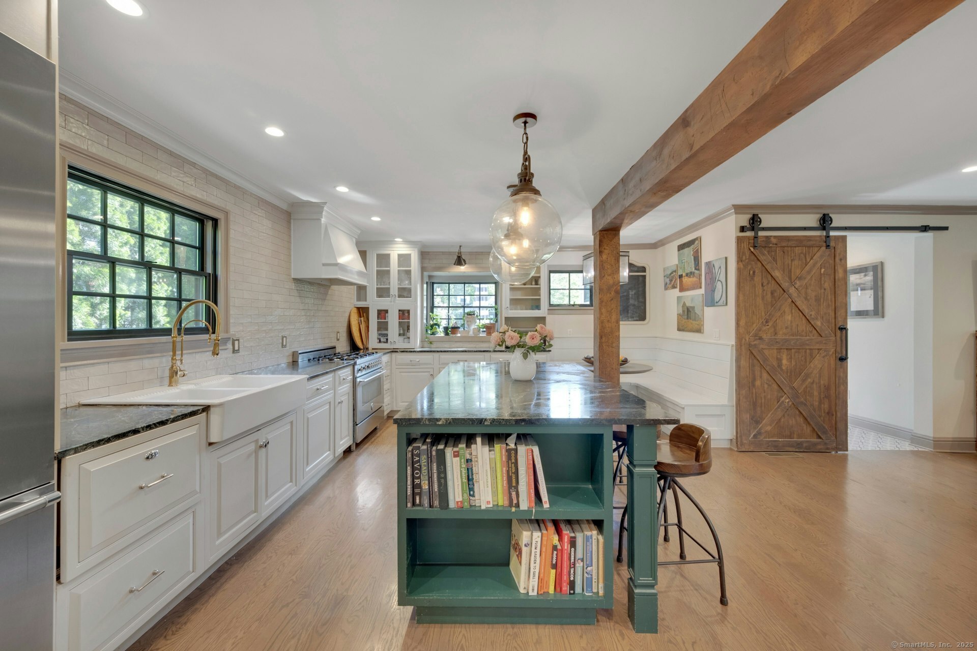 175 Lake, Greenwich, Connecticut 06830