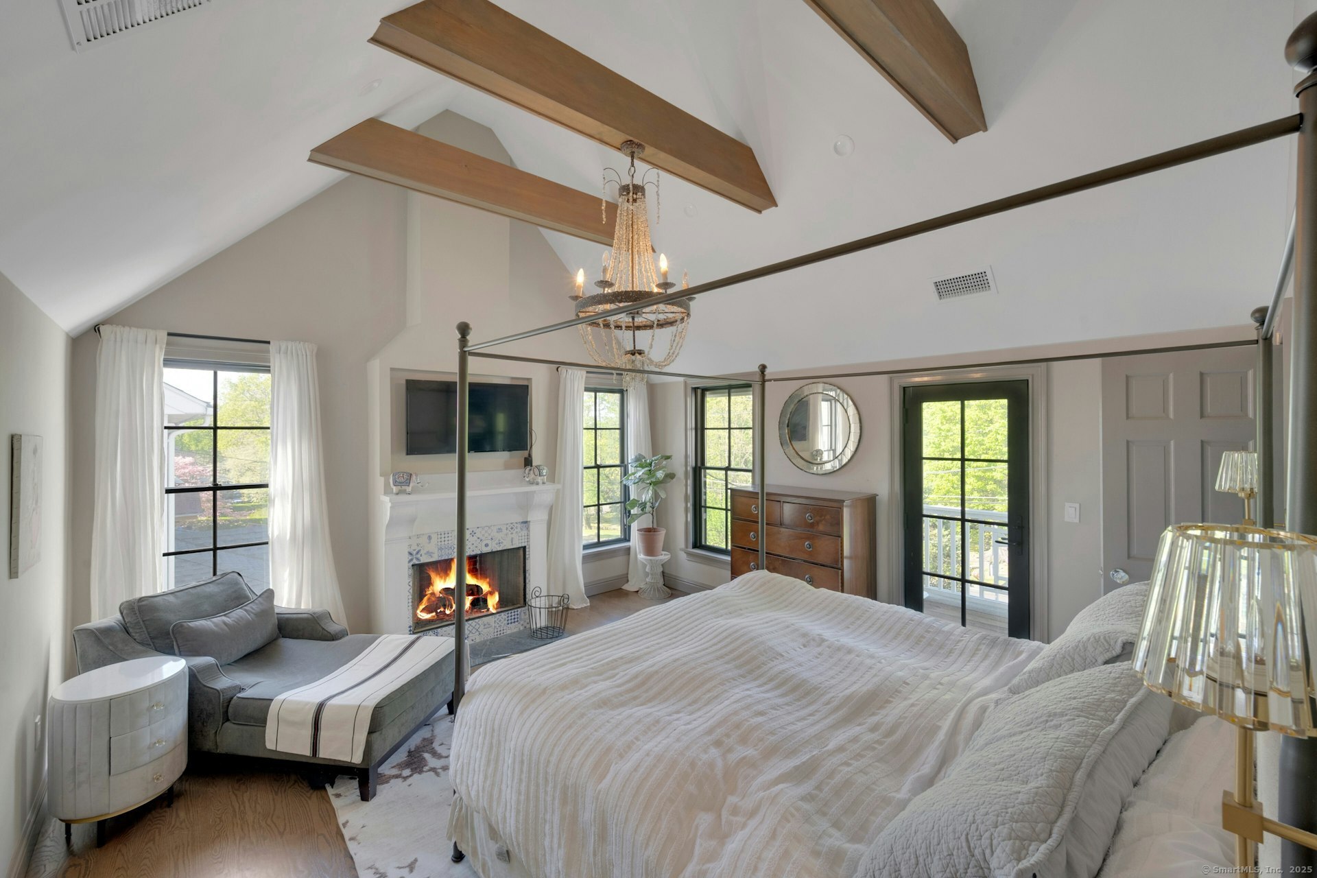 175 Lake, Greenwich, Connecticut 06830