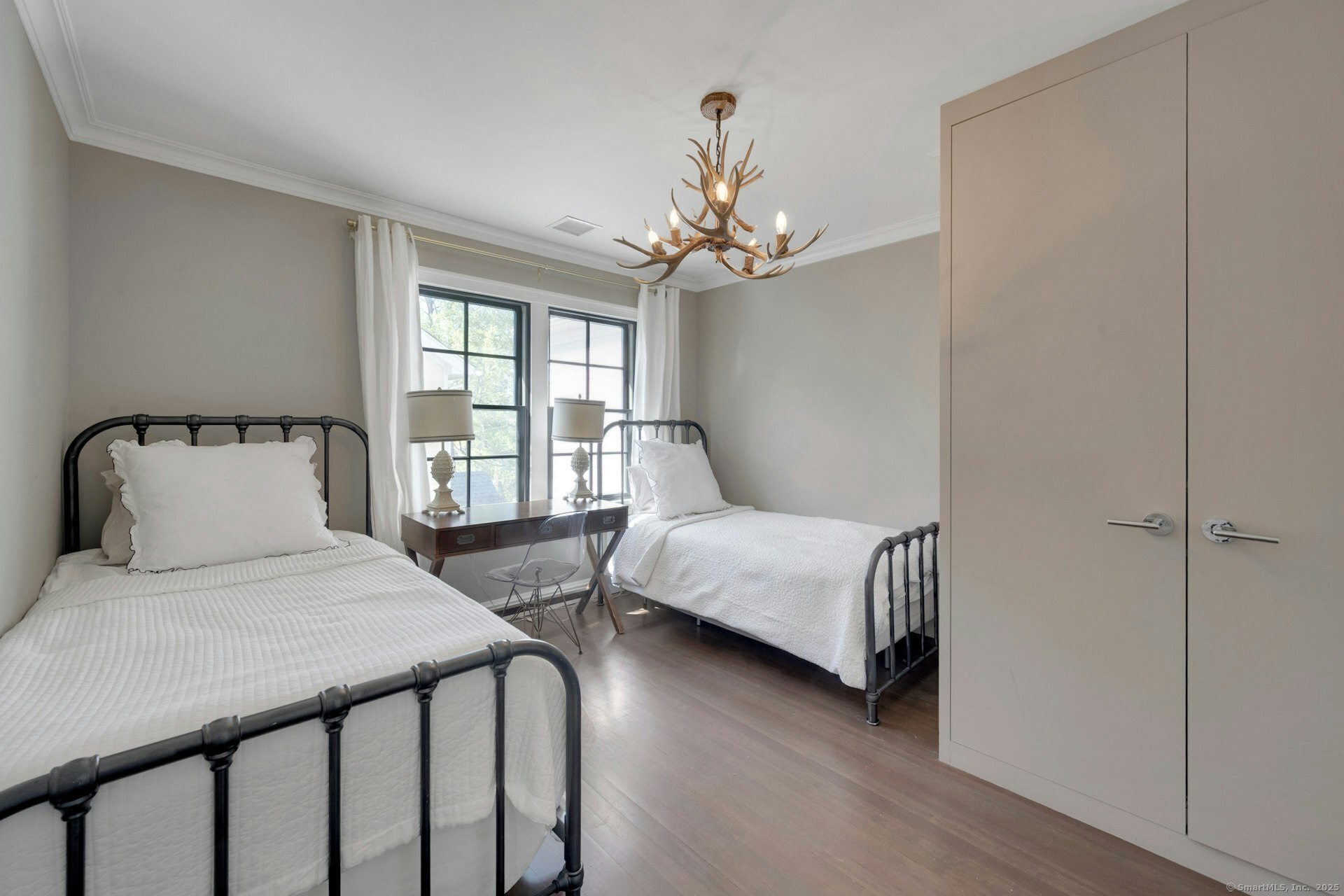 175 Lake, Greenwich, Connecticut 06830