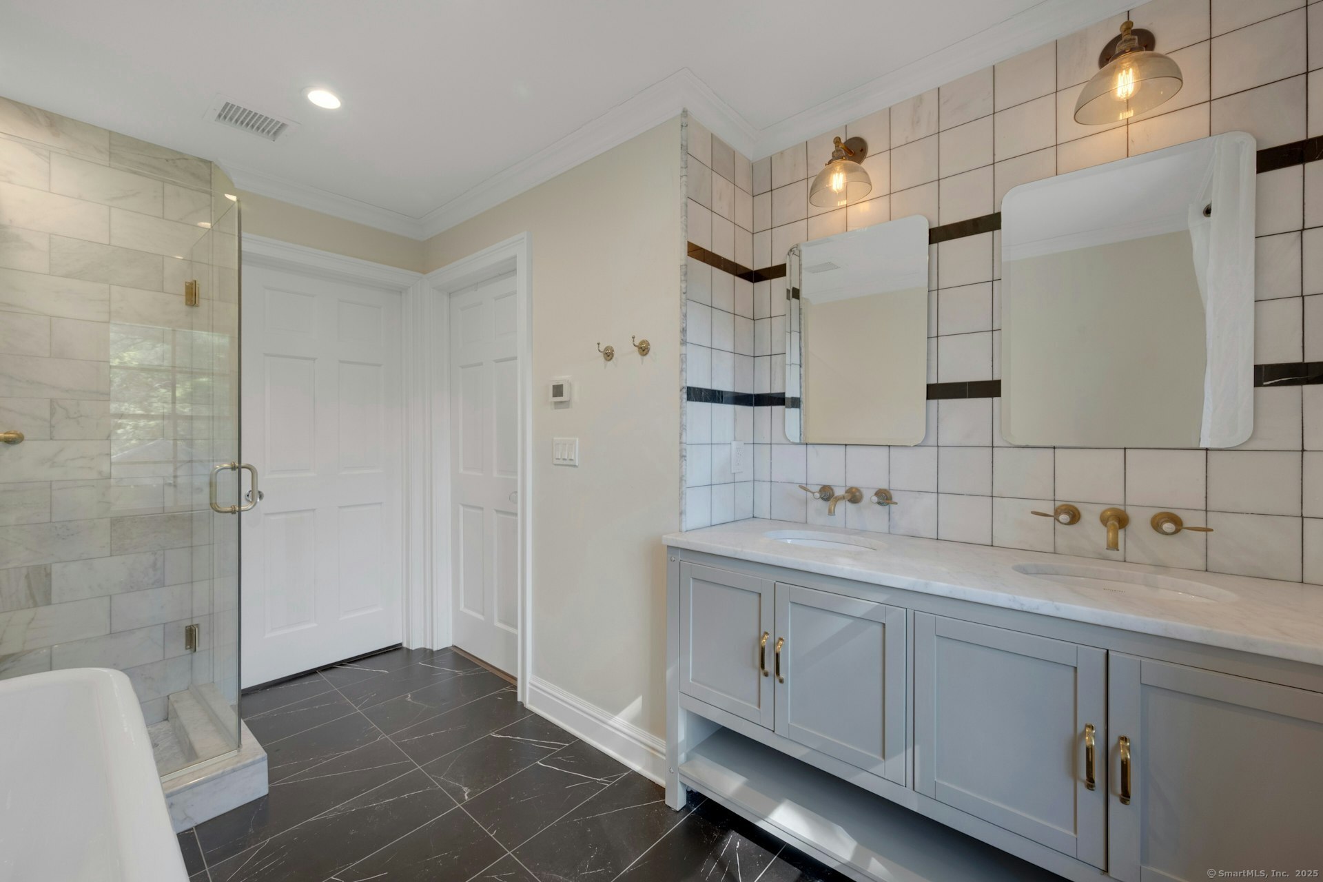 175 Lake, Greenwich, Connecticut 06830
